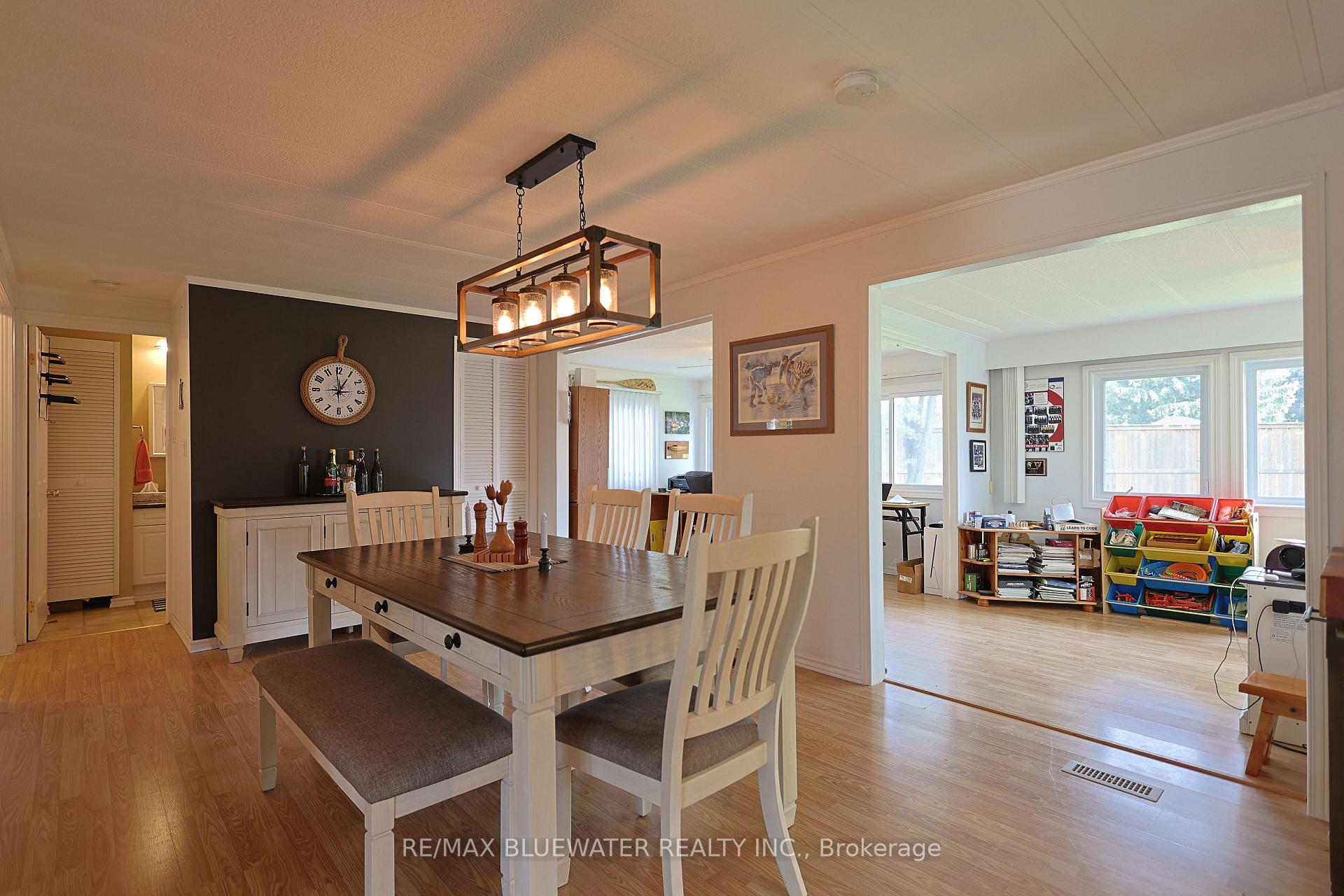 Photo 18 of 43 St Andrews Place, South Huron, Stephen — HOMEH