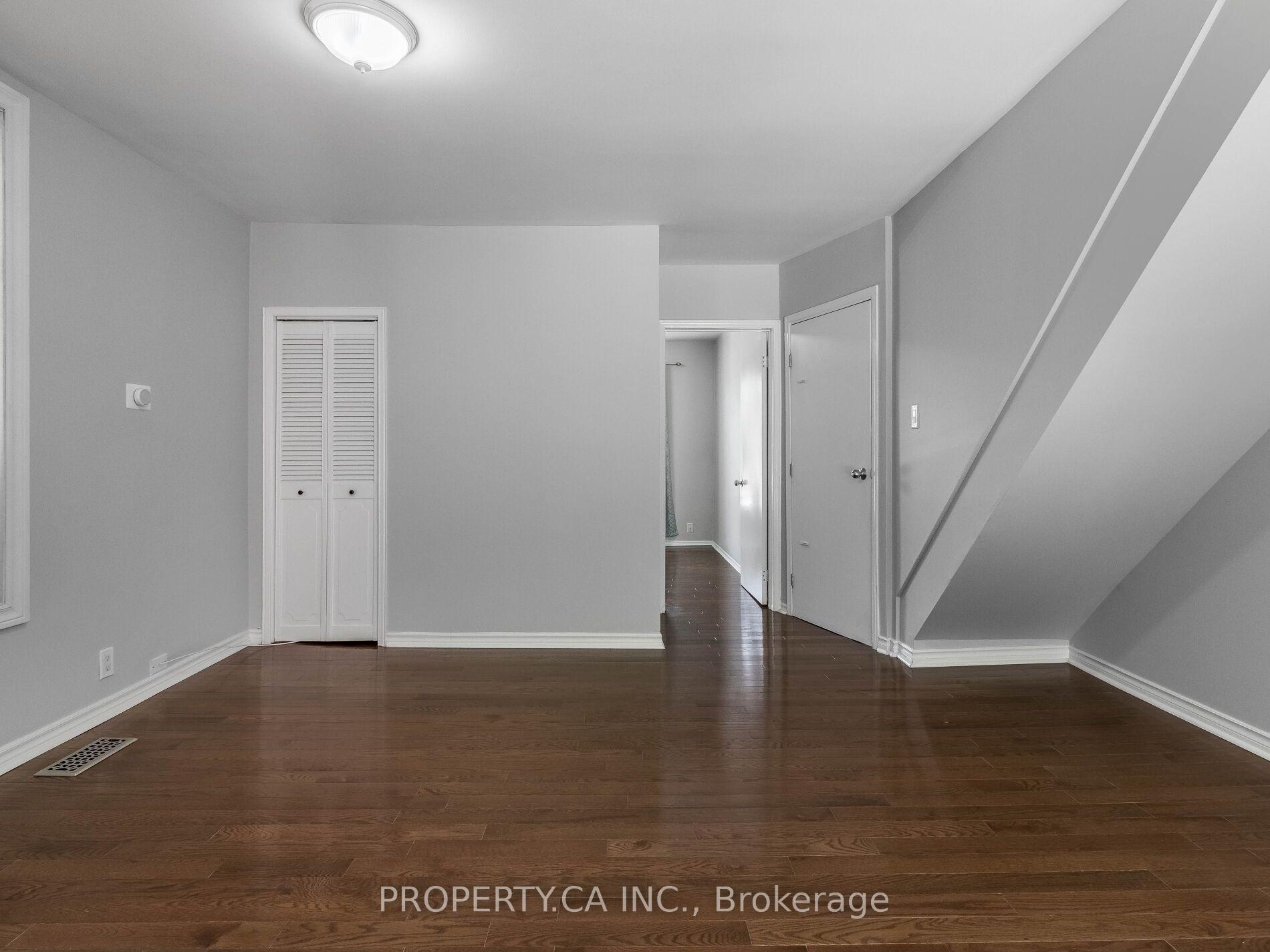 Photo 5 of Unit Basement, 285 Bartlett Avenue, Toronto, Dovercourt-Wallace Emerson-Junction — HOMEH