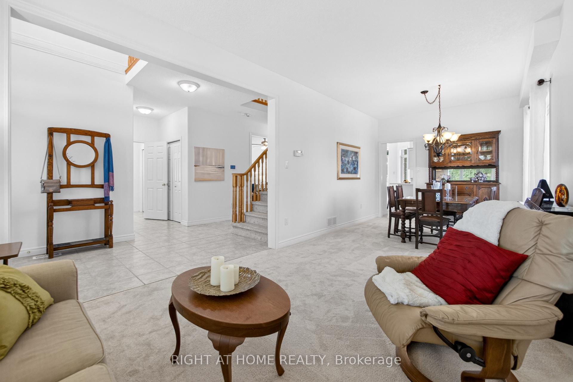 Photo 11 of 72 Beardmore Crescent, Halton Hills, Acton — HOMEH