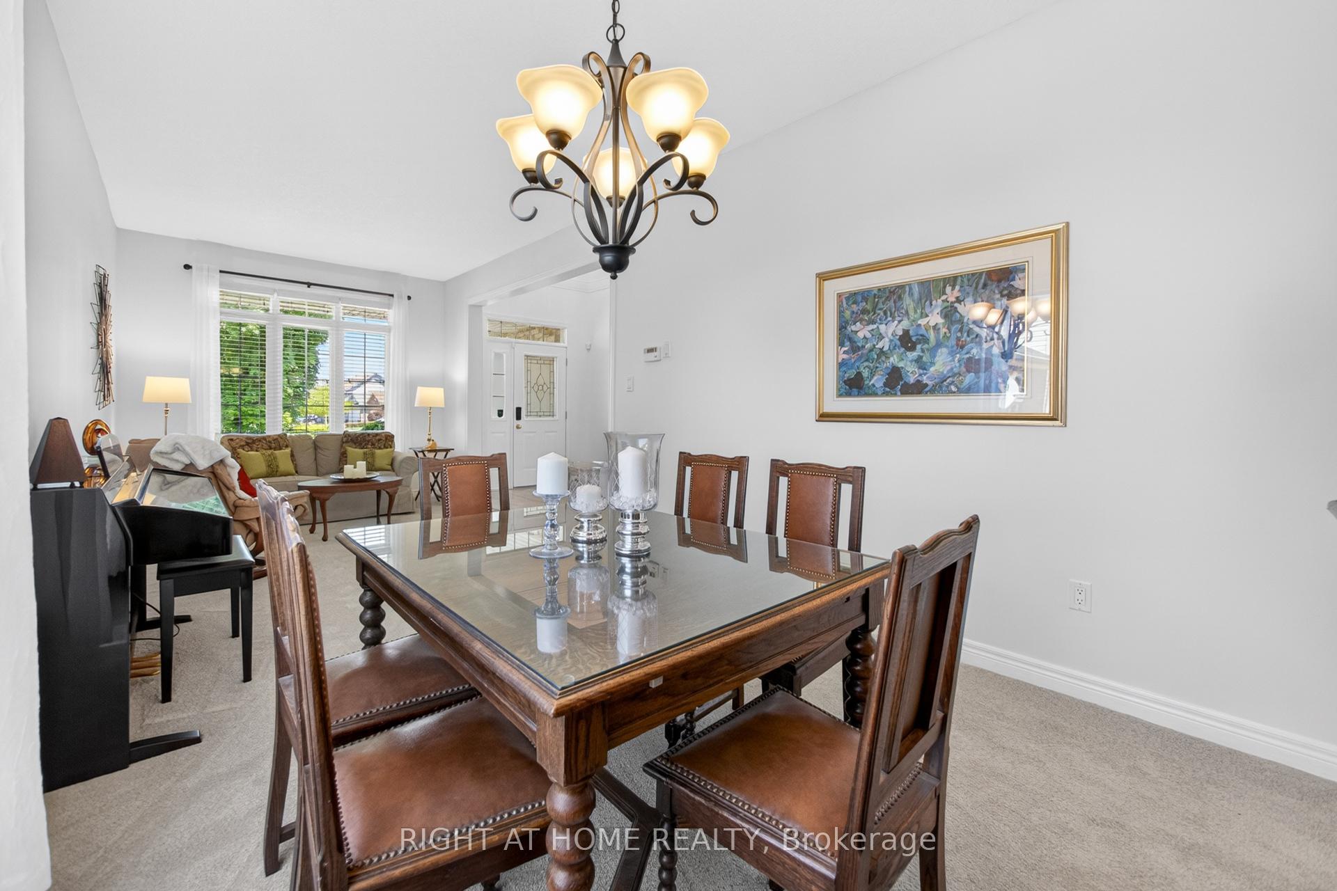 Photo 12 of 72 Beardmore Crescent, Halton Hills, Acton — HOMEH