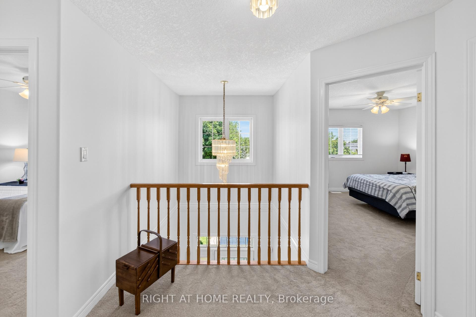 Photo 19 of 72 Beardmore Crescent, Halton Hills, Acton — HOMEH