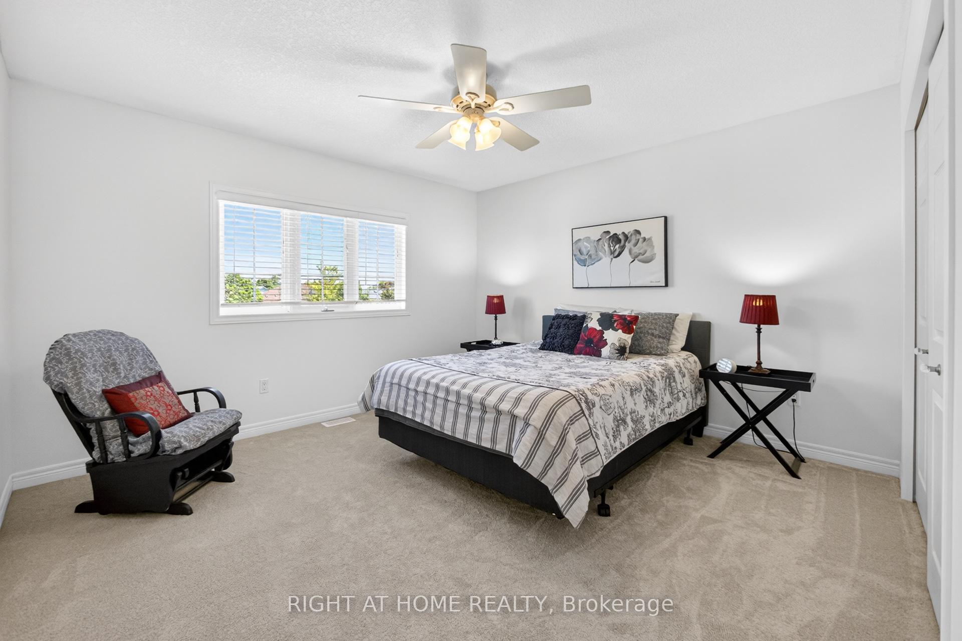 Photo 20 of 72 Beardmore Crescent, Halton Hills, Acton — HOMEH