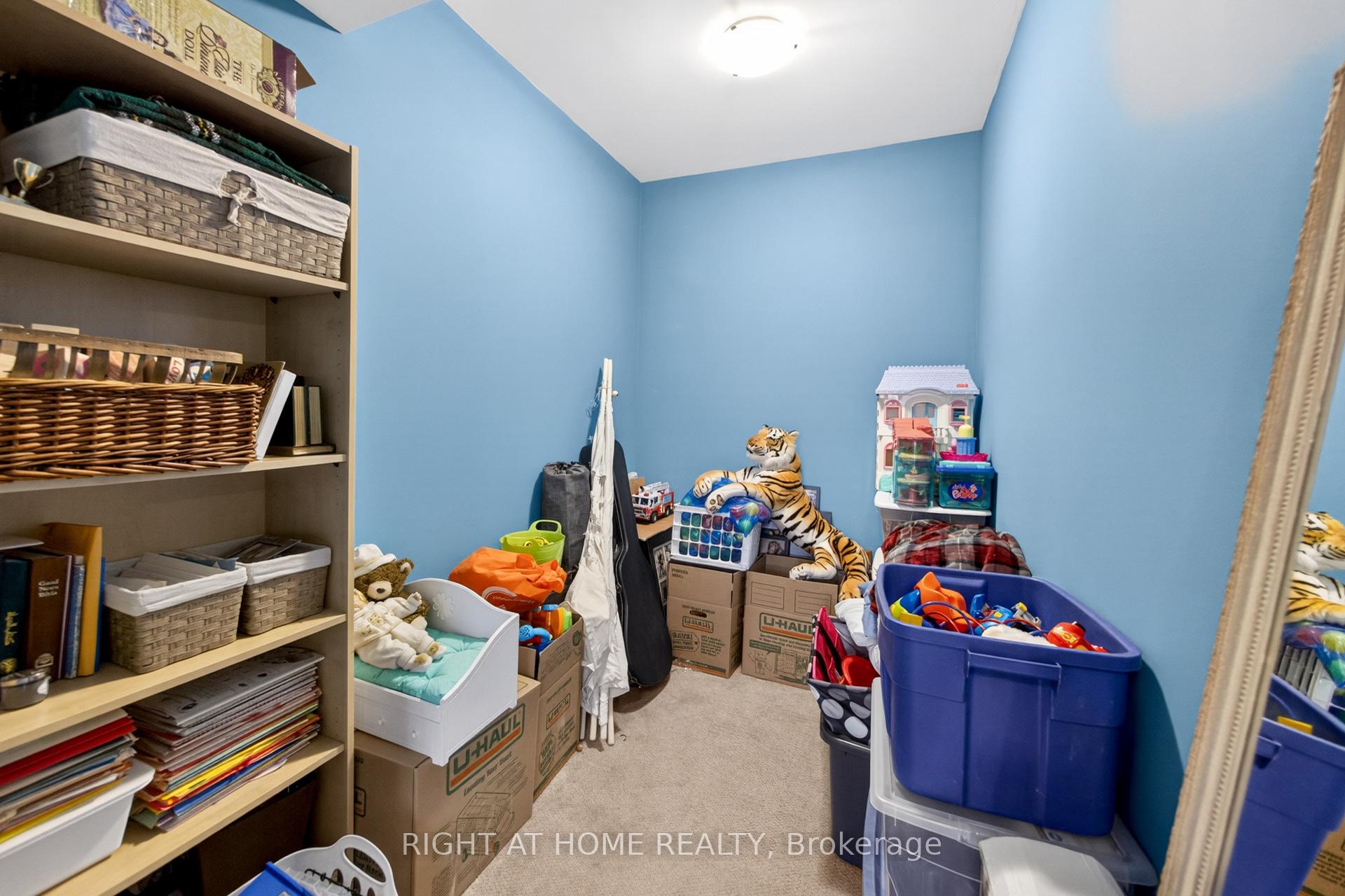 Photo 29 of 72 Beardmore Crescent, Halton Hills, Acton — HOMEH