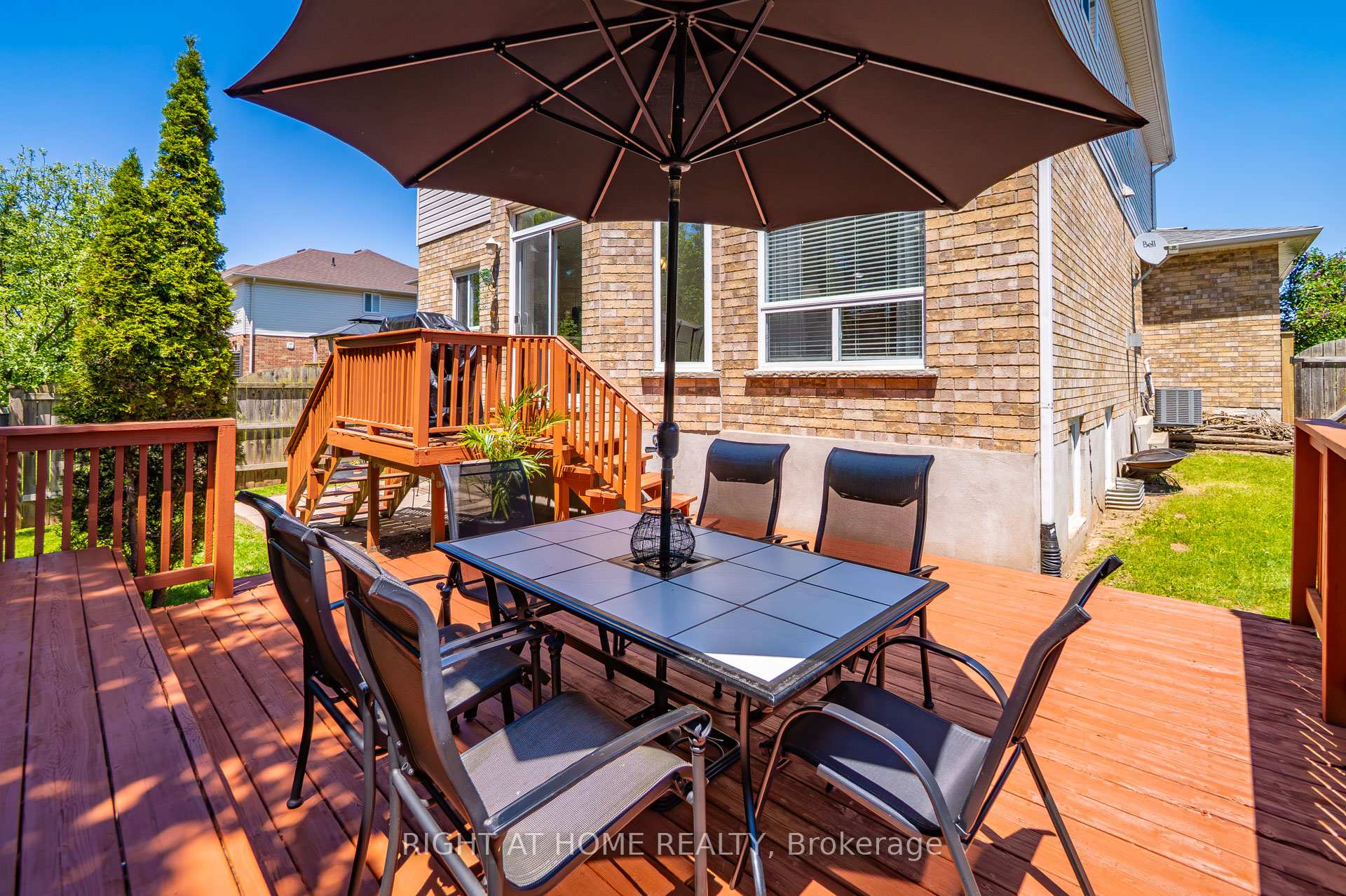 Photo 33 of 72 Beardmore Crescent, Halton Hills, Acton — HOMEH