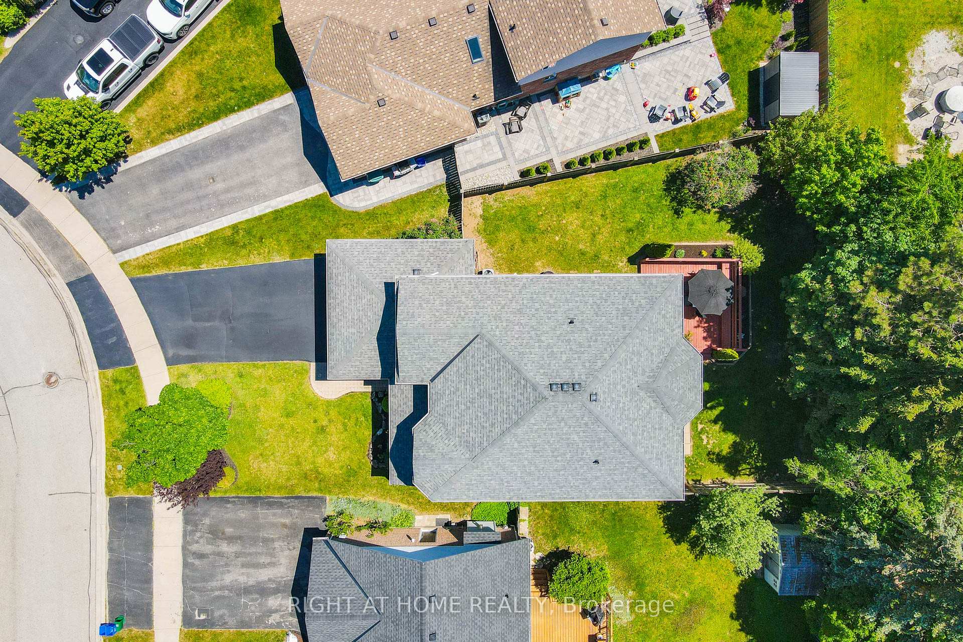 Photo 38 of 72 Beardmore Crescent, Halton Hills, Acton — HOMEH