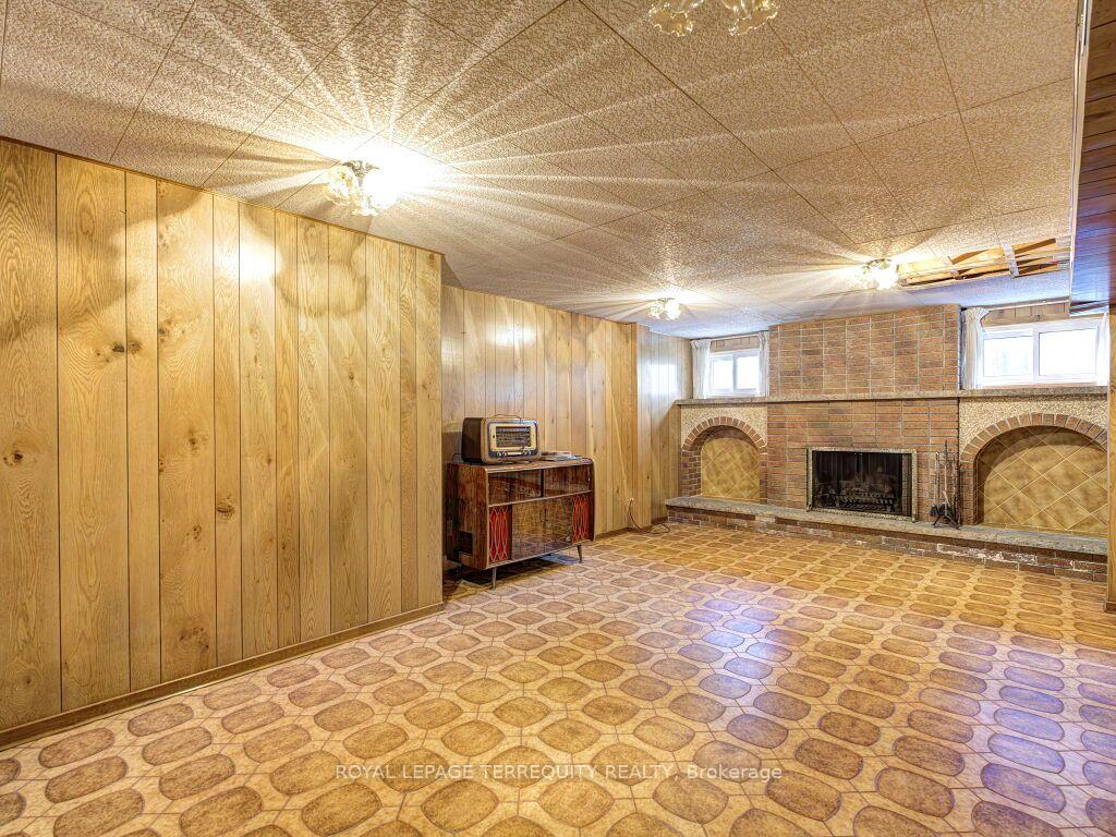 Photo 34 of 274 Harvie Avenue, Toronto, Caledonia-Fairbank — HOMEH