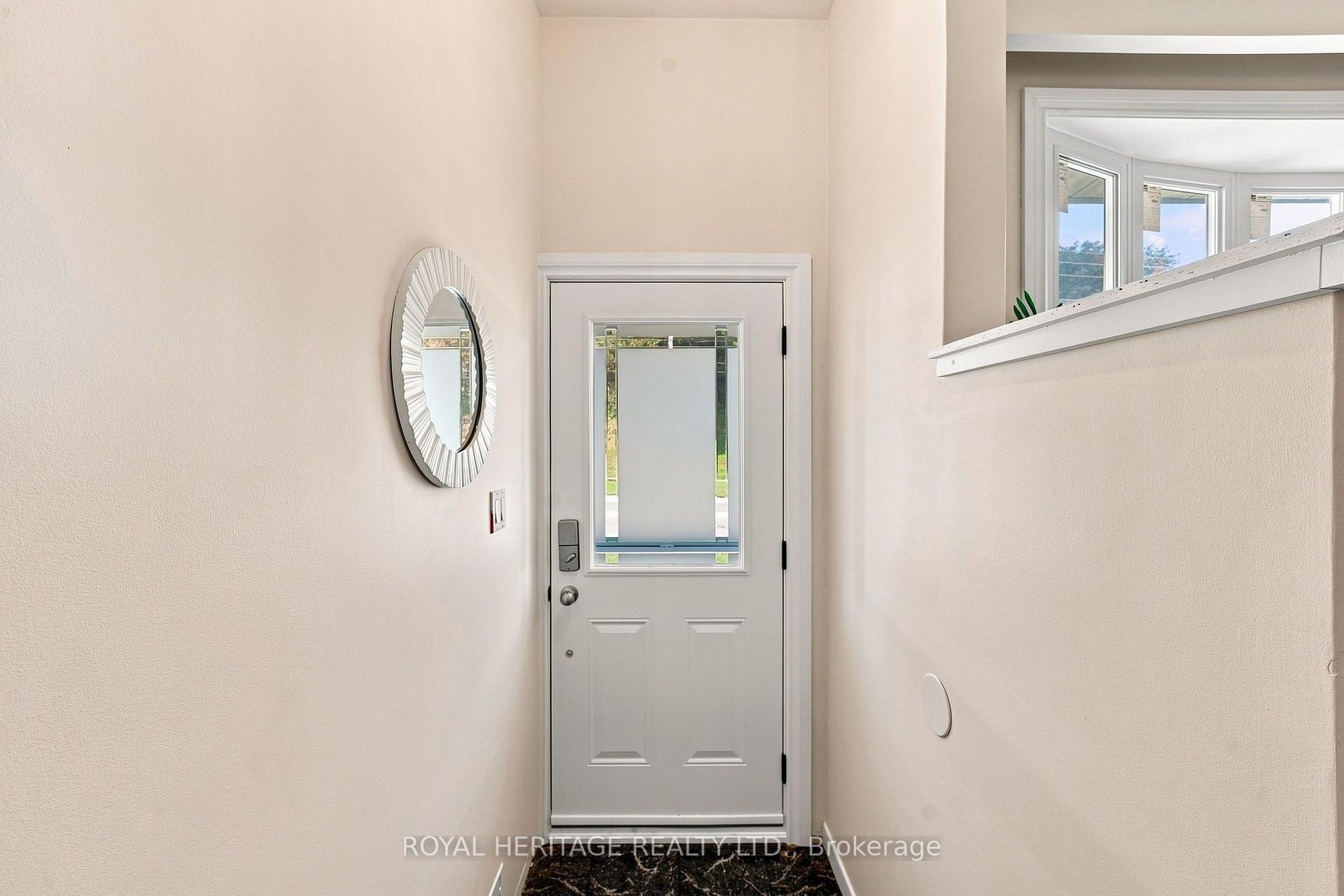 Photo 5 of 471 Rossland Road E, Oshawa, O'Neill — HOMEH