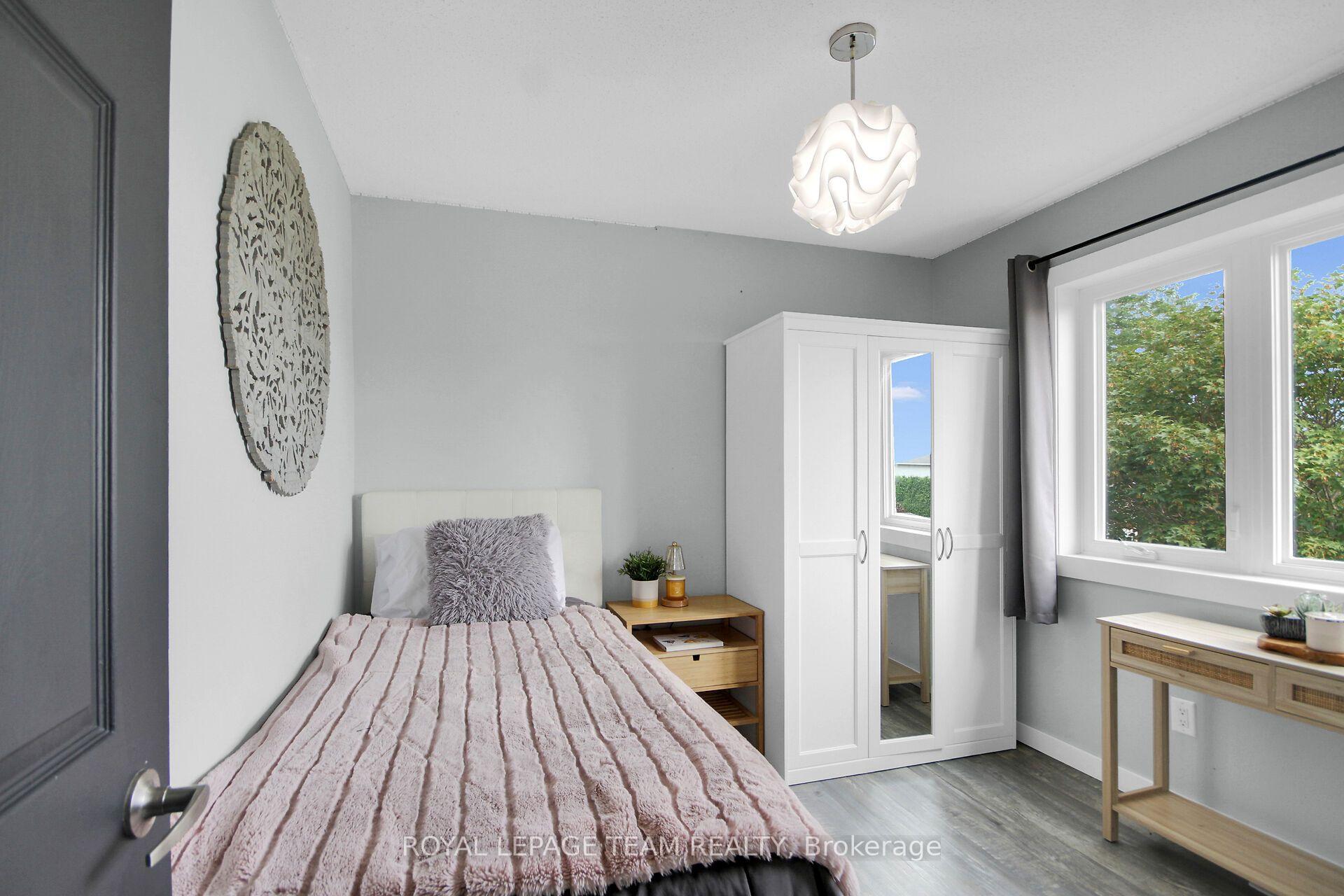 Photo 24 of 36 Steggall Crescent, Ottawa, Stittsville (Central) — HOMEH