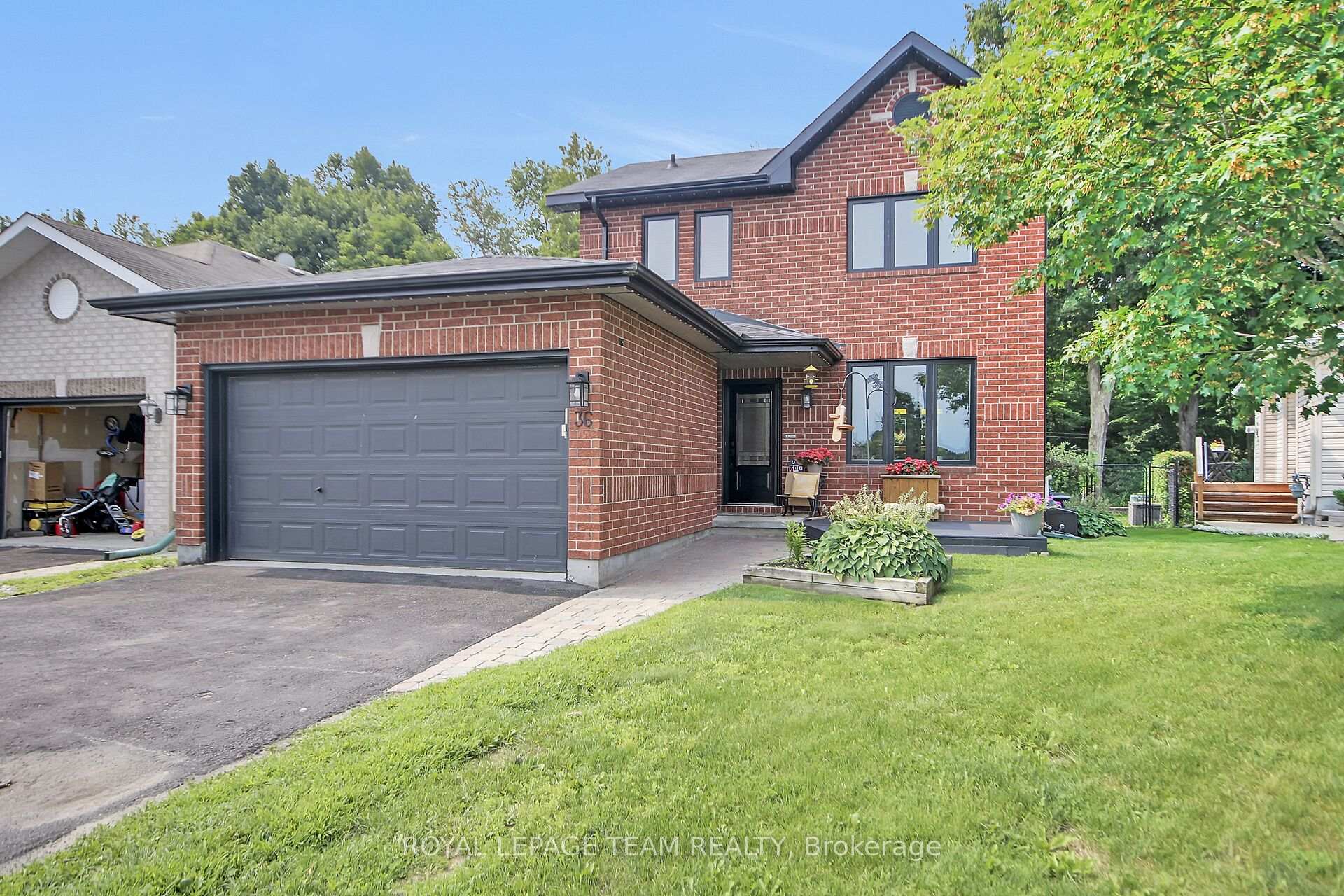 Photo 3 of 36 Steggall Crescent, Ottawa, Stittsville (Central) — HOMEH