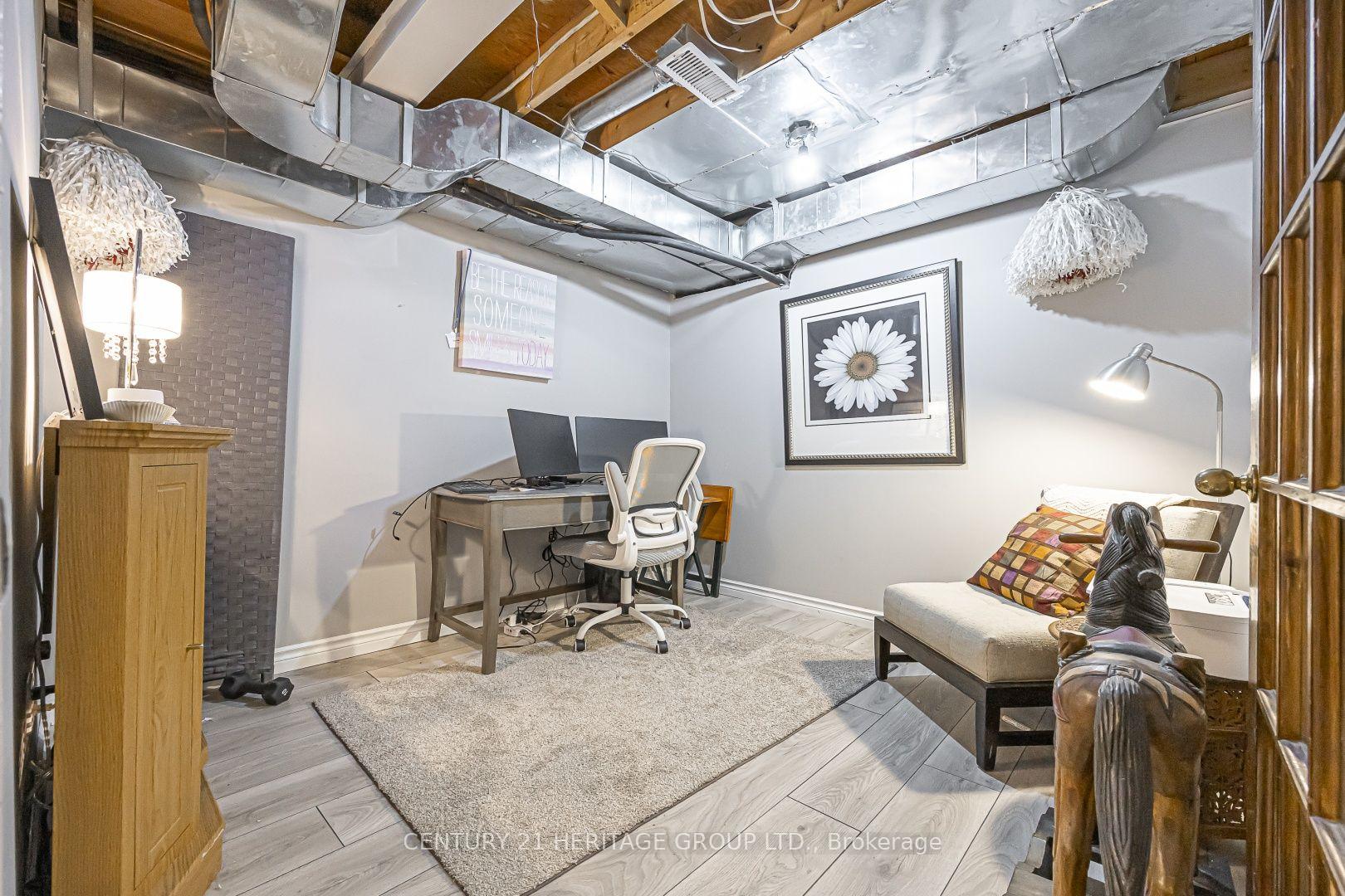 Photo 77 of 143 Thoms Crescent, Newmarket, Central Newmarket — HOMEH