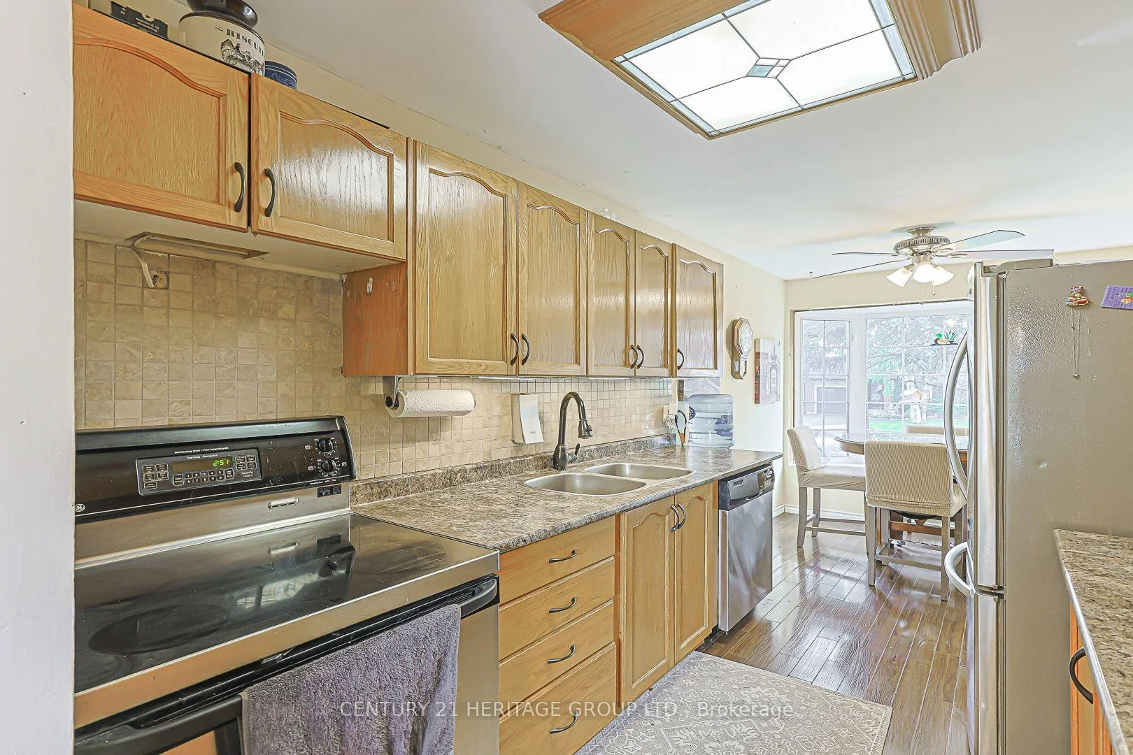 Photo 34 of 143 Thoms Crescent, Newmarket, Central Newmarket — HOMEH