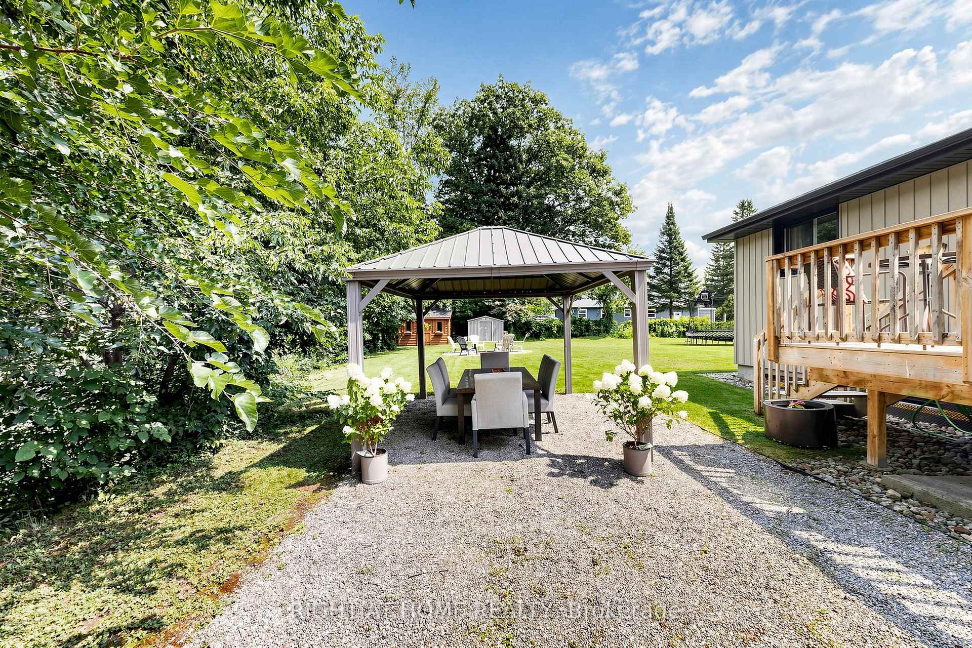 Photo 36 of 4 Waterbend Drive, Georgina, Keswick South — HOMEH