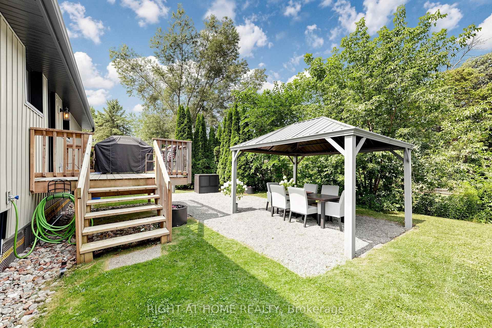 Photo 37 of 4 Waterbend Drive, Georgina, Keswick South — HOMEH