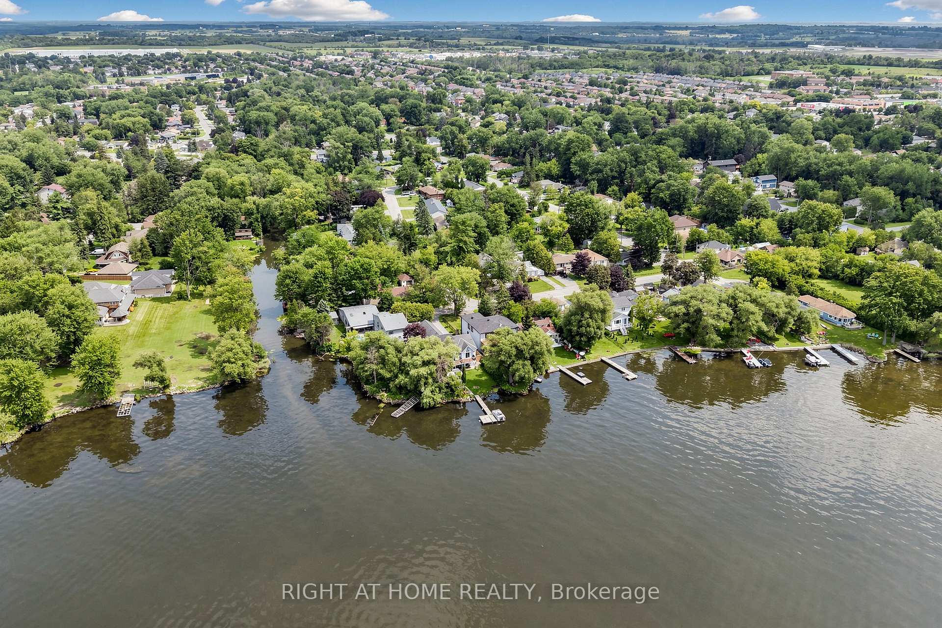 Photo 52 of 4 Waterbend Drive, Georgina, Keswick South — HOMEH