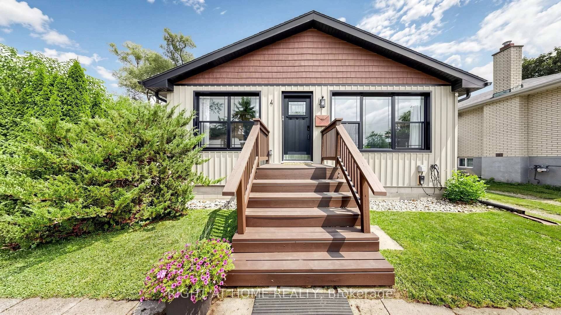 Photo 7 of 4 Waterbend Drive, Georgina, Keswick South — HOMEH