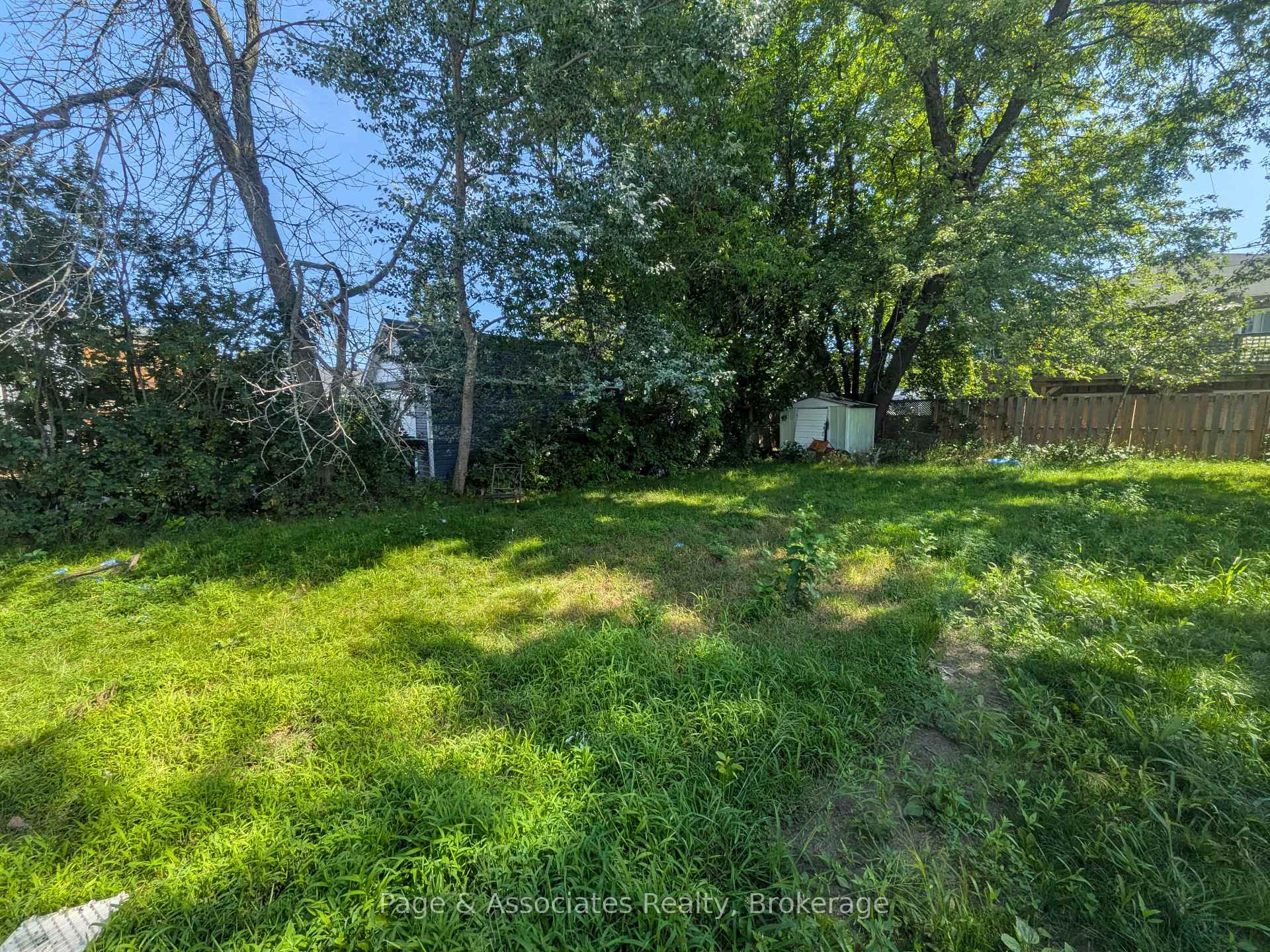Photo 3 of 236 Arthur Street, West Nipissing, Sturgeon Falls — HOMEH