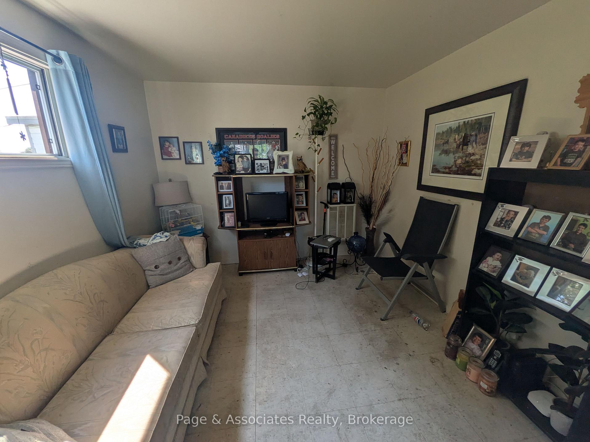Photo 13 of 236 Arthur Street, West Nipissing, Sturgeon Falls — HOMEH