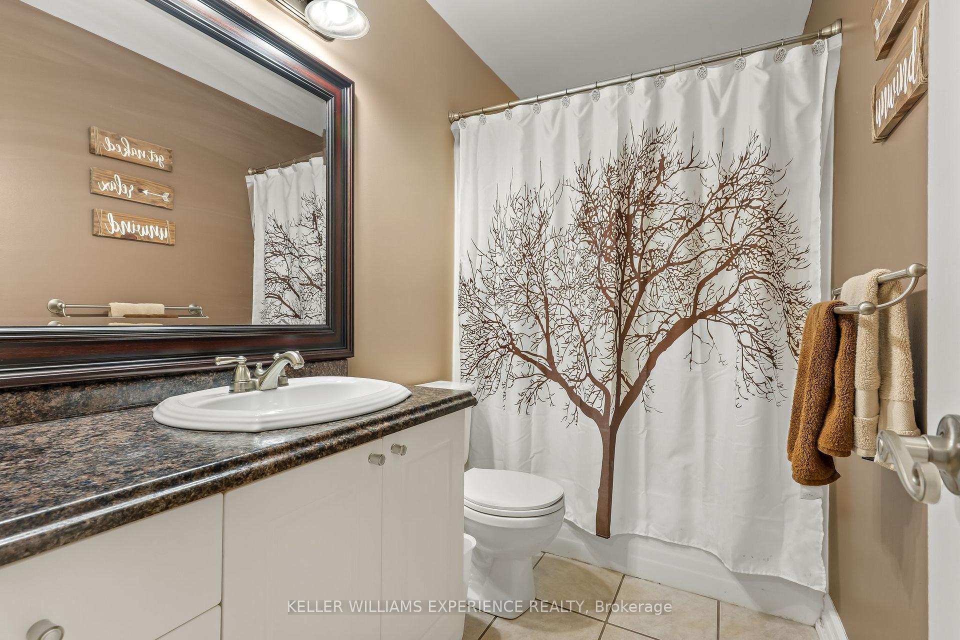 Photo 17 of 379 High Street, Orillia — HOMEH