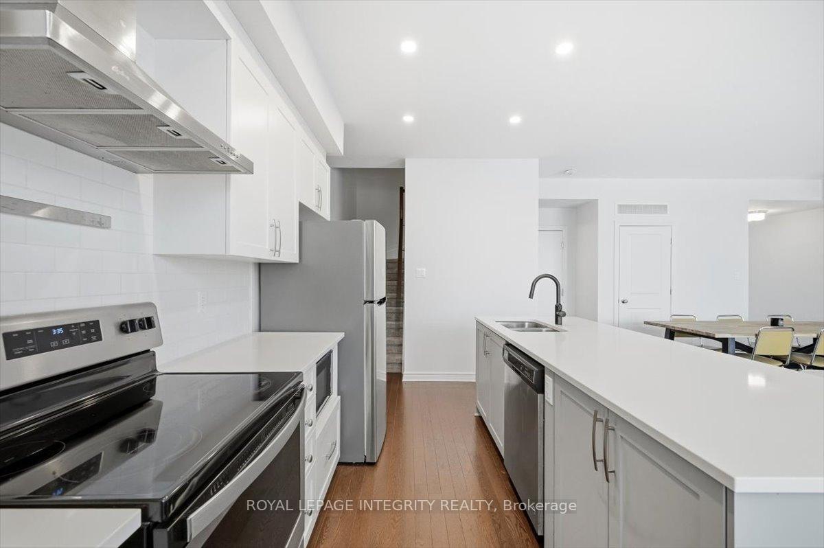 Photo 6 of 359 Axis Way, Ottawa, Mer Bleue/Bradley Estates/Anderson Park — HOMEH