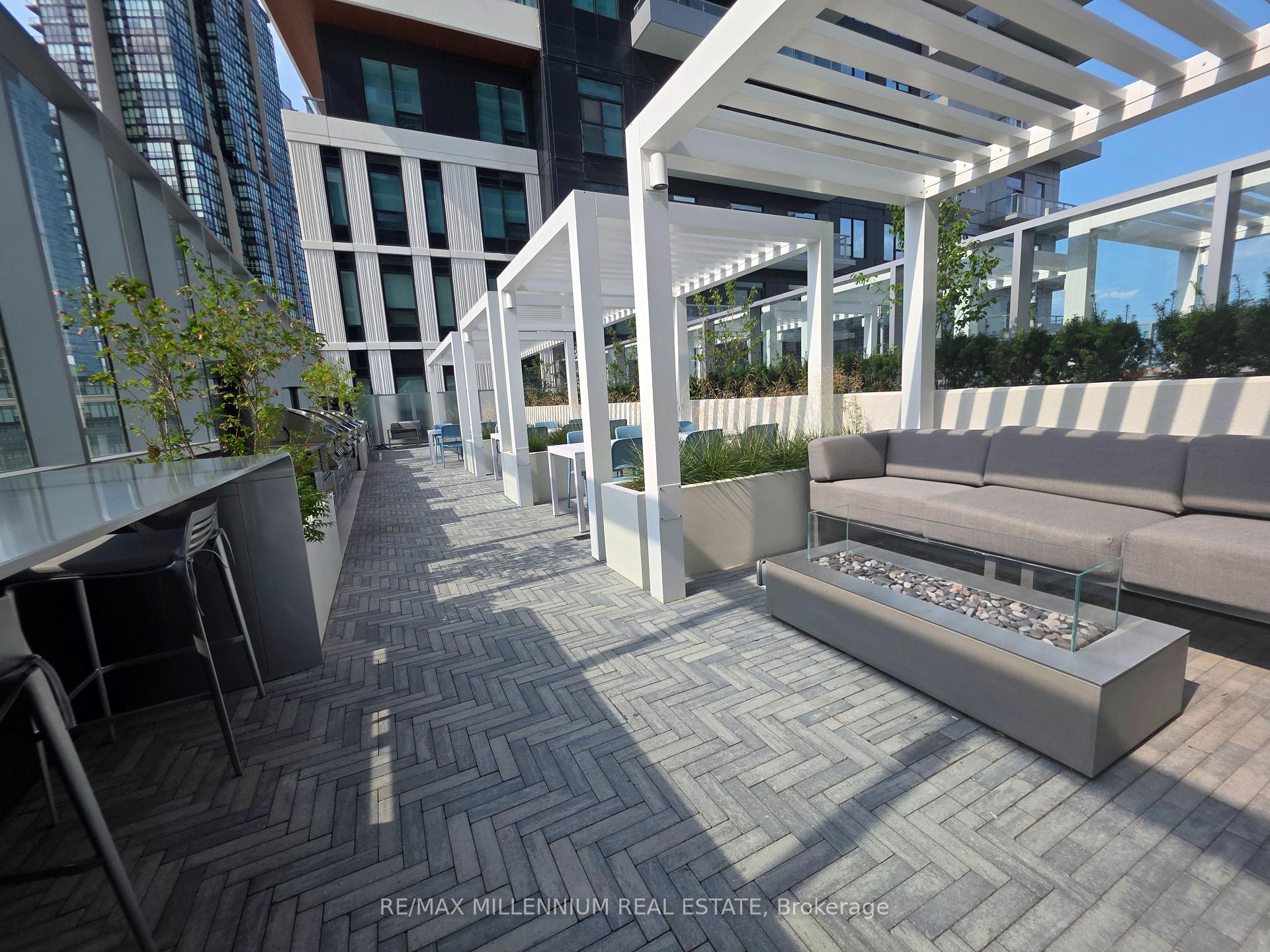 Photo 34 of Unit 306, 21 Meadowdale Road, Vaughan, Vaughan Corporate Centre — HOMEH