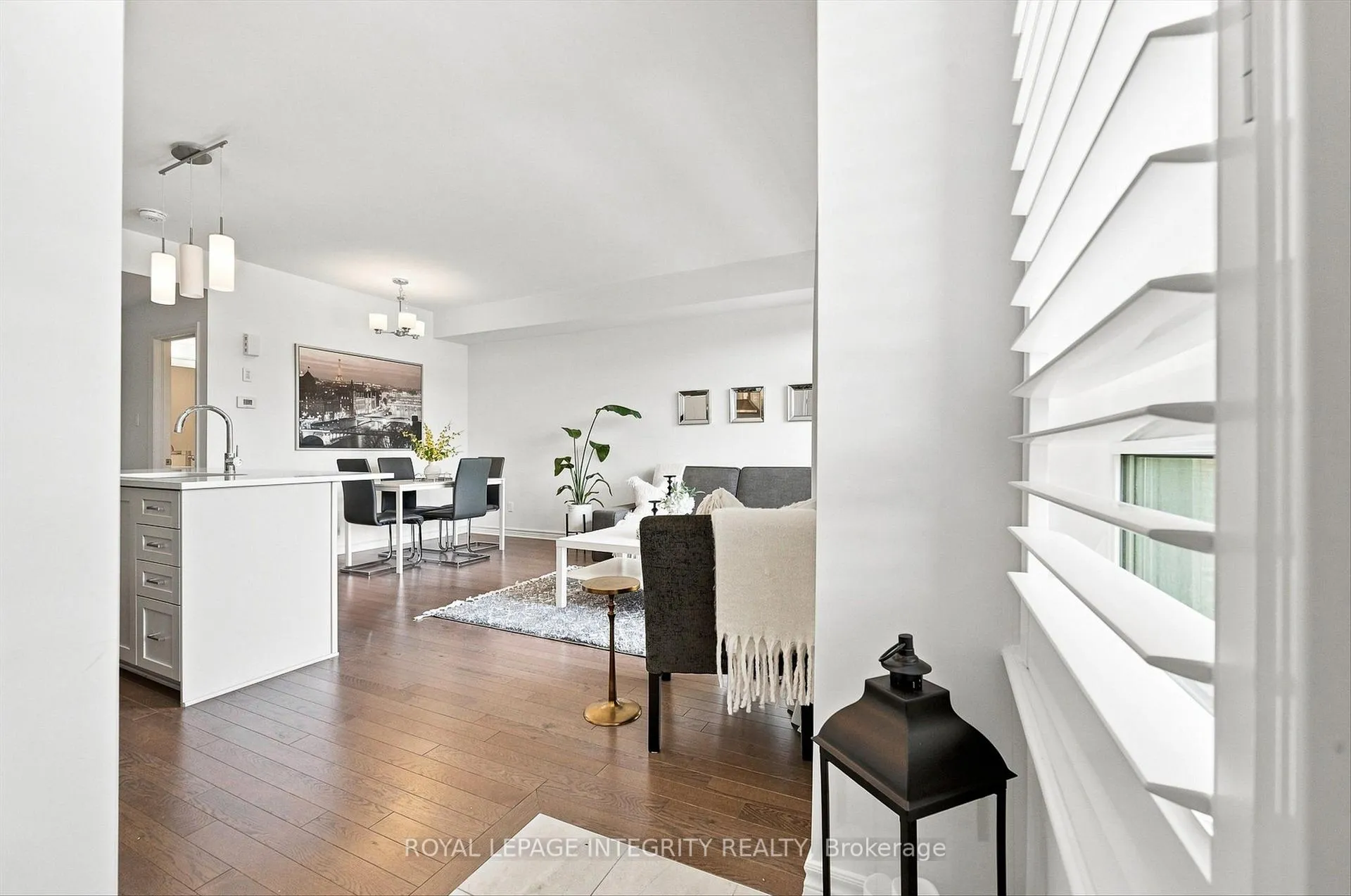 Photo 4 of 41 Carabiner Private, Ottawa, Mer Bleue/Bradley Estates/Anderson Park — HOMEH