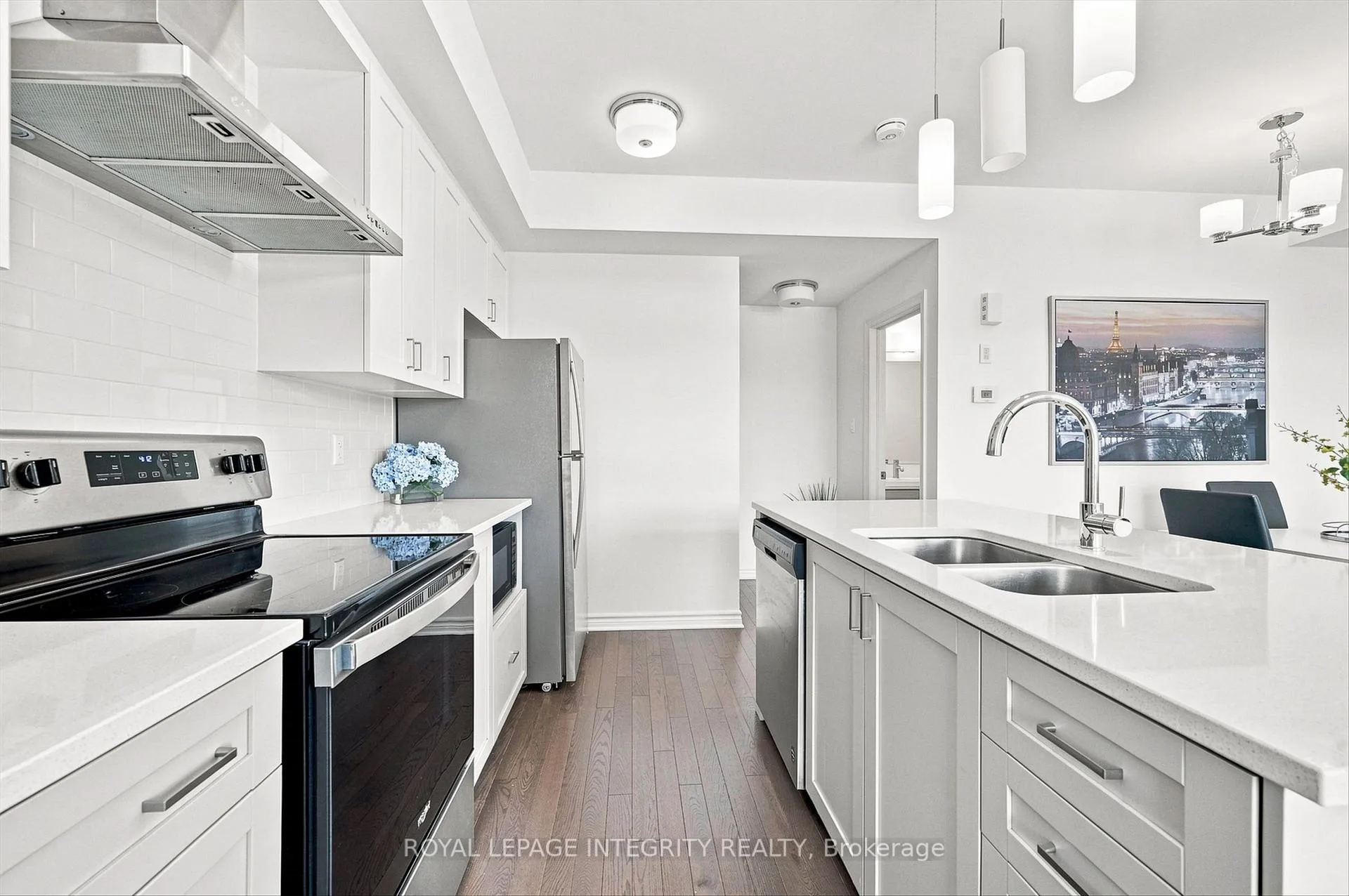 Photo 8 of 41 Carabiner Private, Ottawa, Mer Bleue/Bradley Estates/Anderson Park — HOMEH