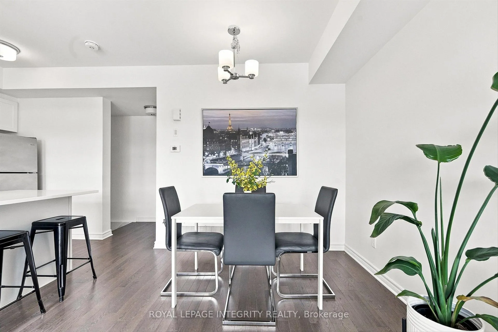 Photo 10 of 41 Carabiner Private, Ottawa, Mer Bleue/Bradley Estates/Anderson Park — HOMEH