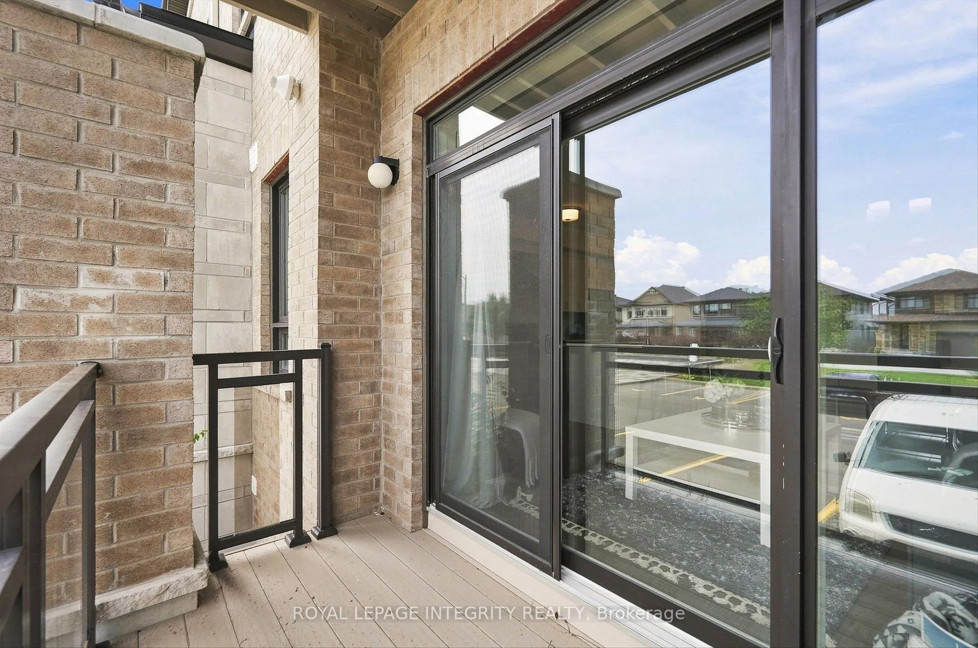 Photo 16 of 41 Carabiner Private, Ottawa, Mer Bleue/Bradley Estates/Anderson Park — HOMEH