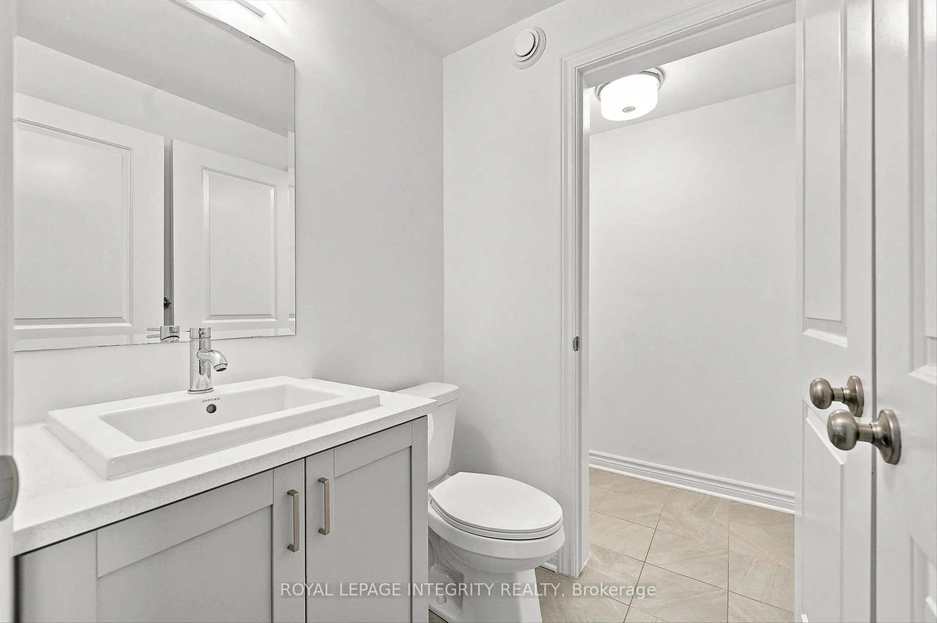 Photo 17 of 41 Carabiner Private, Ottawa, Mer Bleue/Bradley Estates/Anderson Park — HOMEH