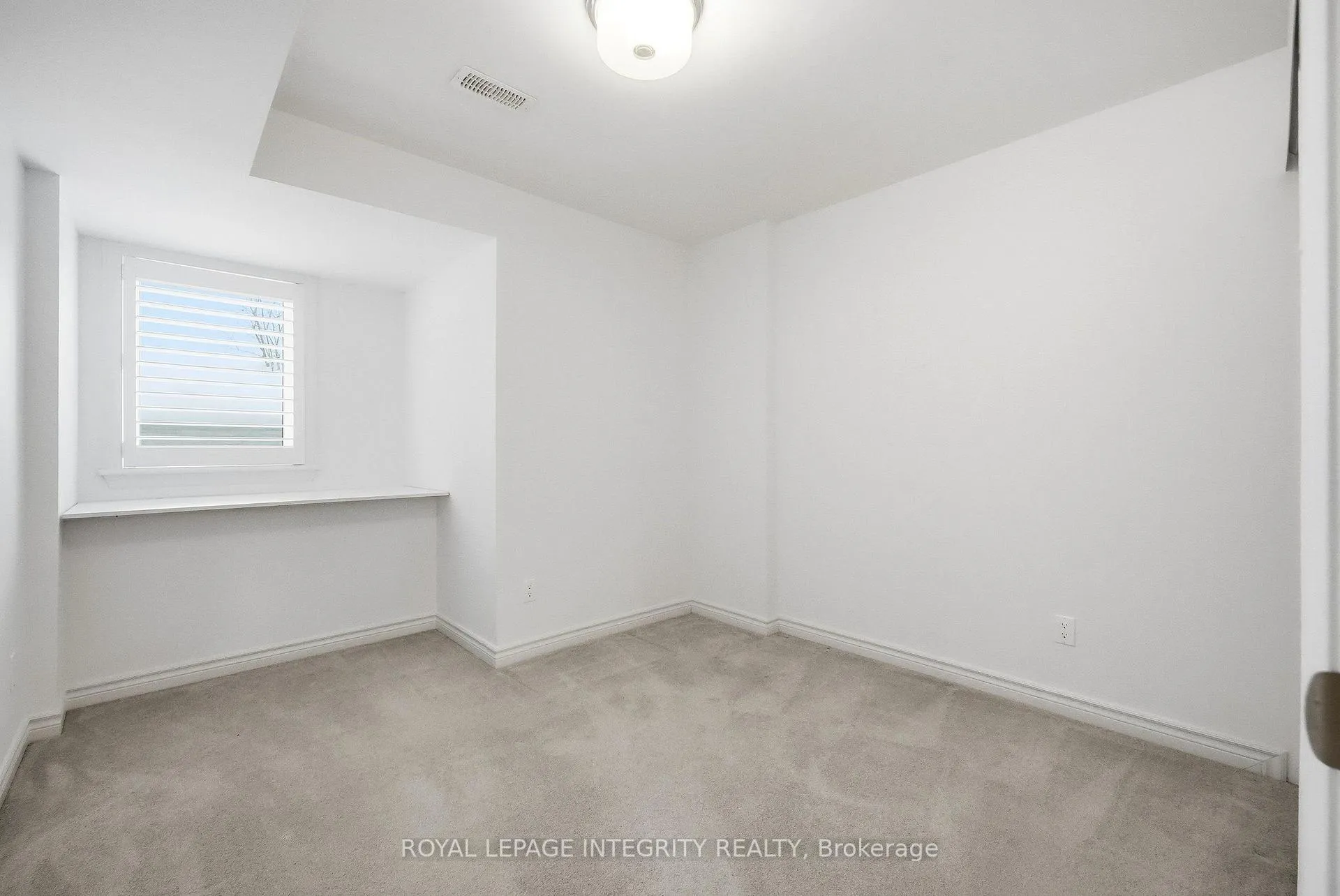 Photo 25 of 41 Carabiner Private, Ottawa, Mer Bleue/Bradley Estates/Anderson Park — HOMEH
