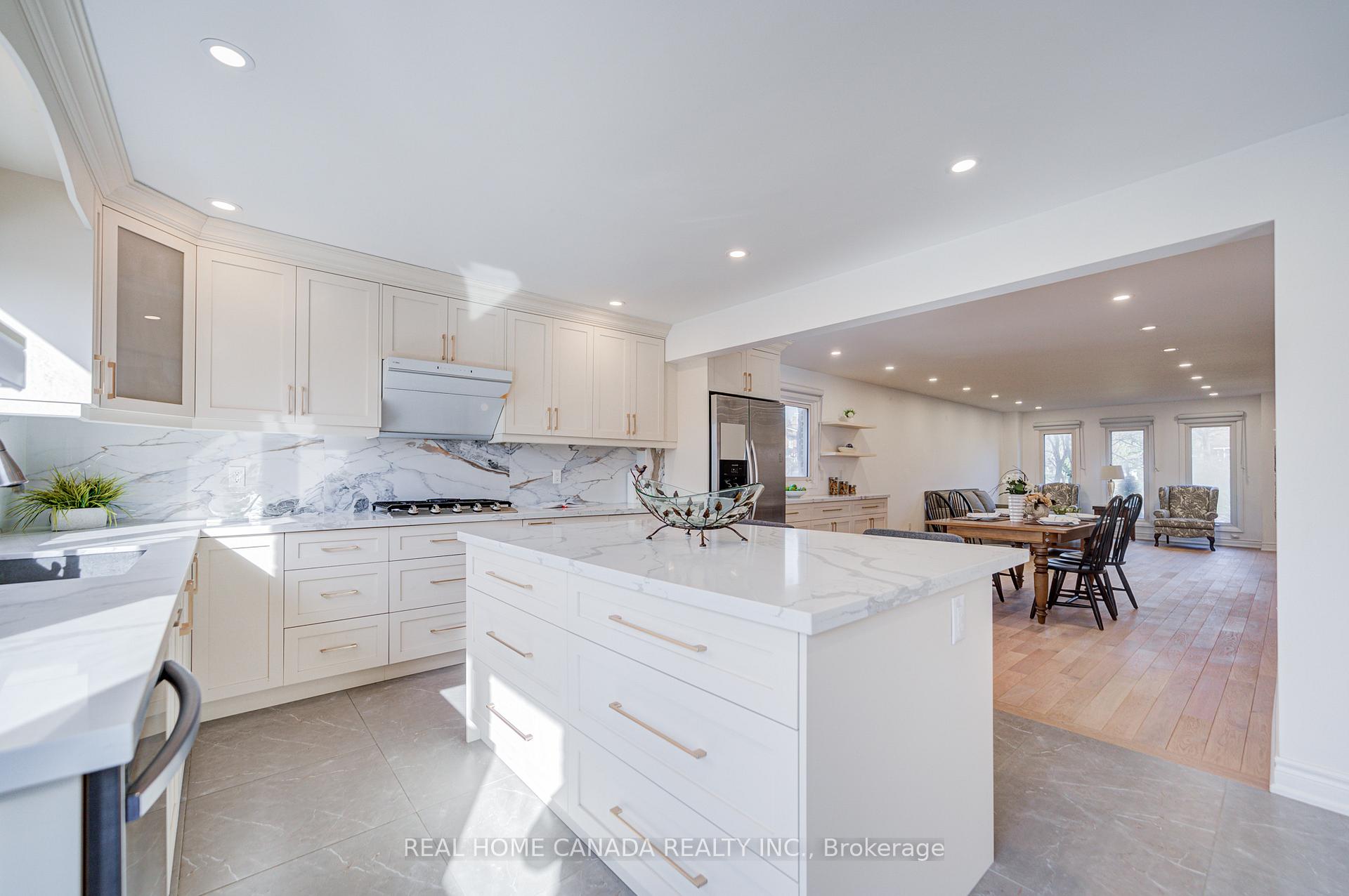 Photo 14 of 20 Saddletree Drive, North York, Bayview Woods-Steeles — HOMEH