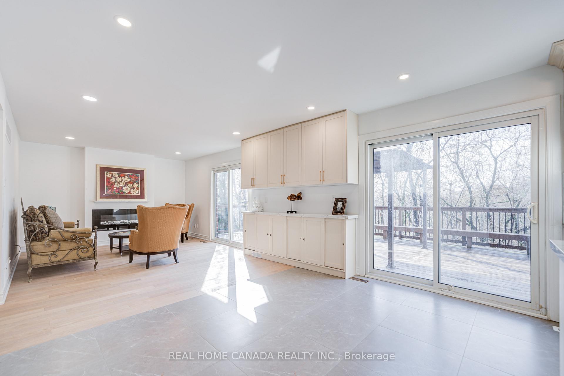 Photo 17 of 20 Saddletree Drive, North York, Bayview Woods-Steeles — HOMEH