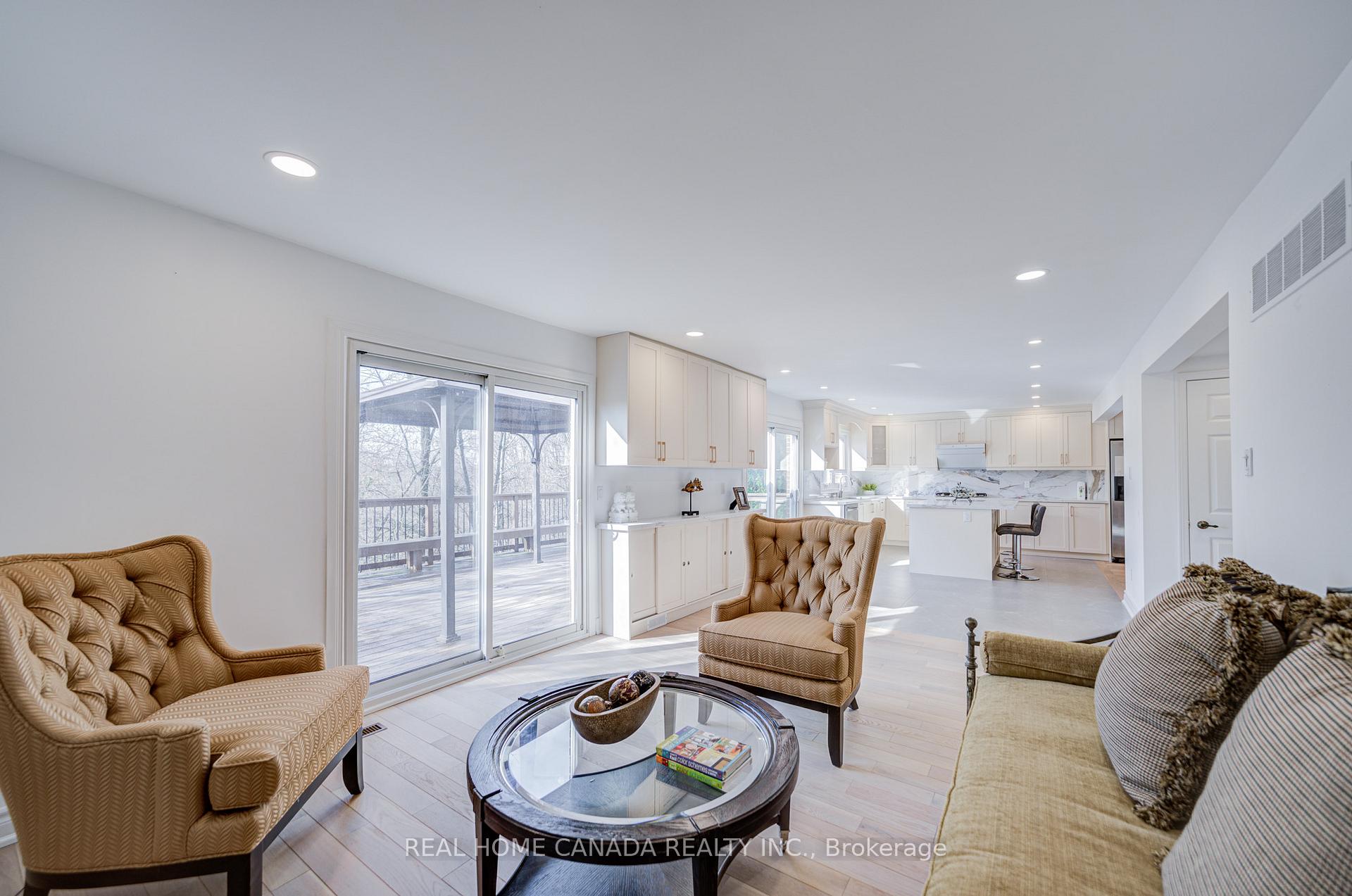Photo 19 of 20 Saddletree Drive, North York, Bayview Woods-Steeles — HOMEH