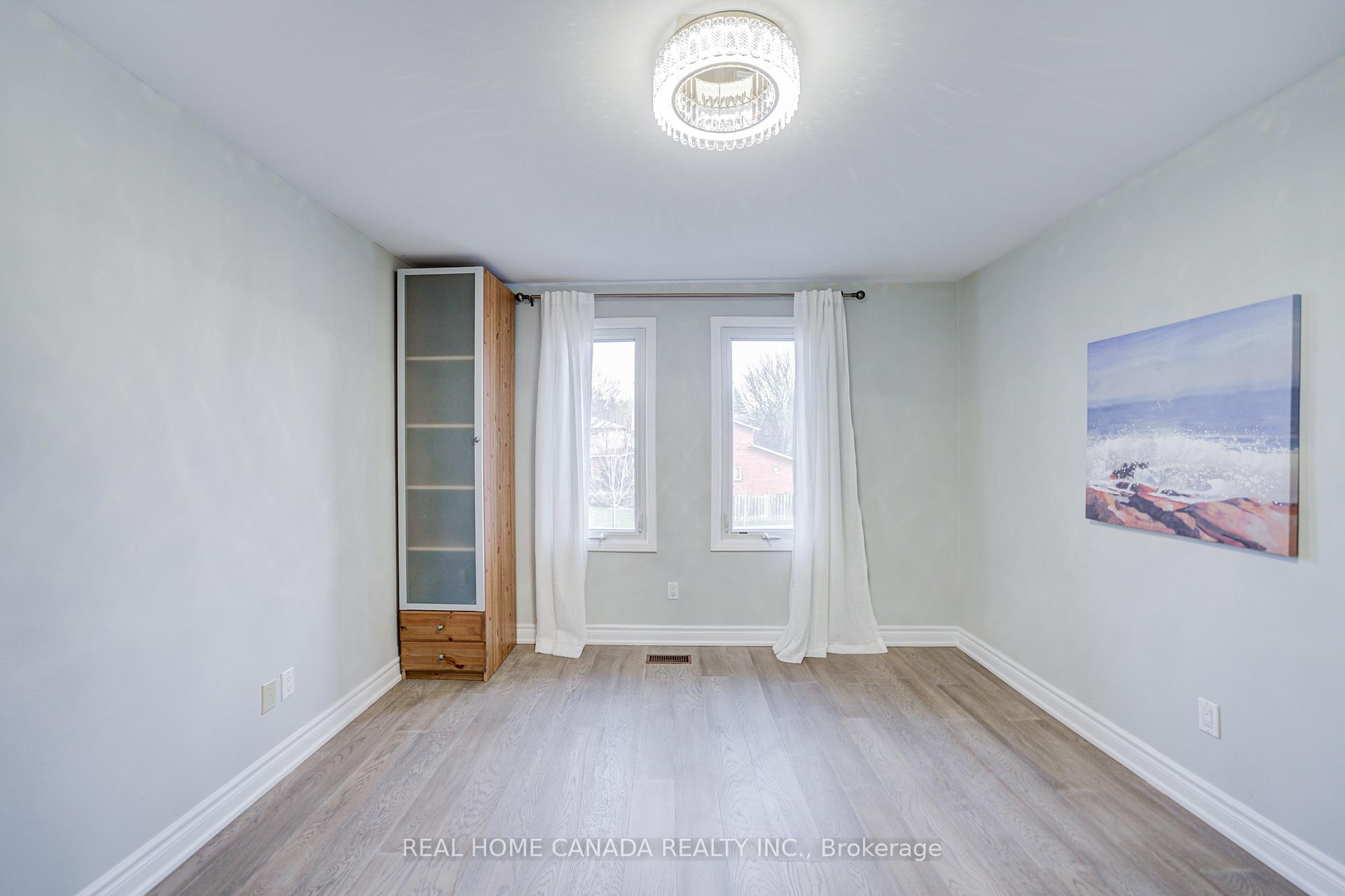 Photo 36 of 20 Saddletree Drive, North York, Bayview Woods-Steeles — HOMEH