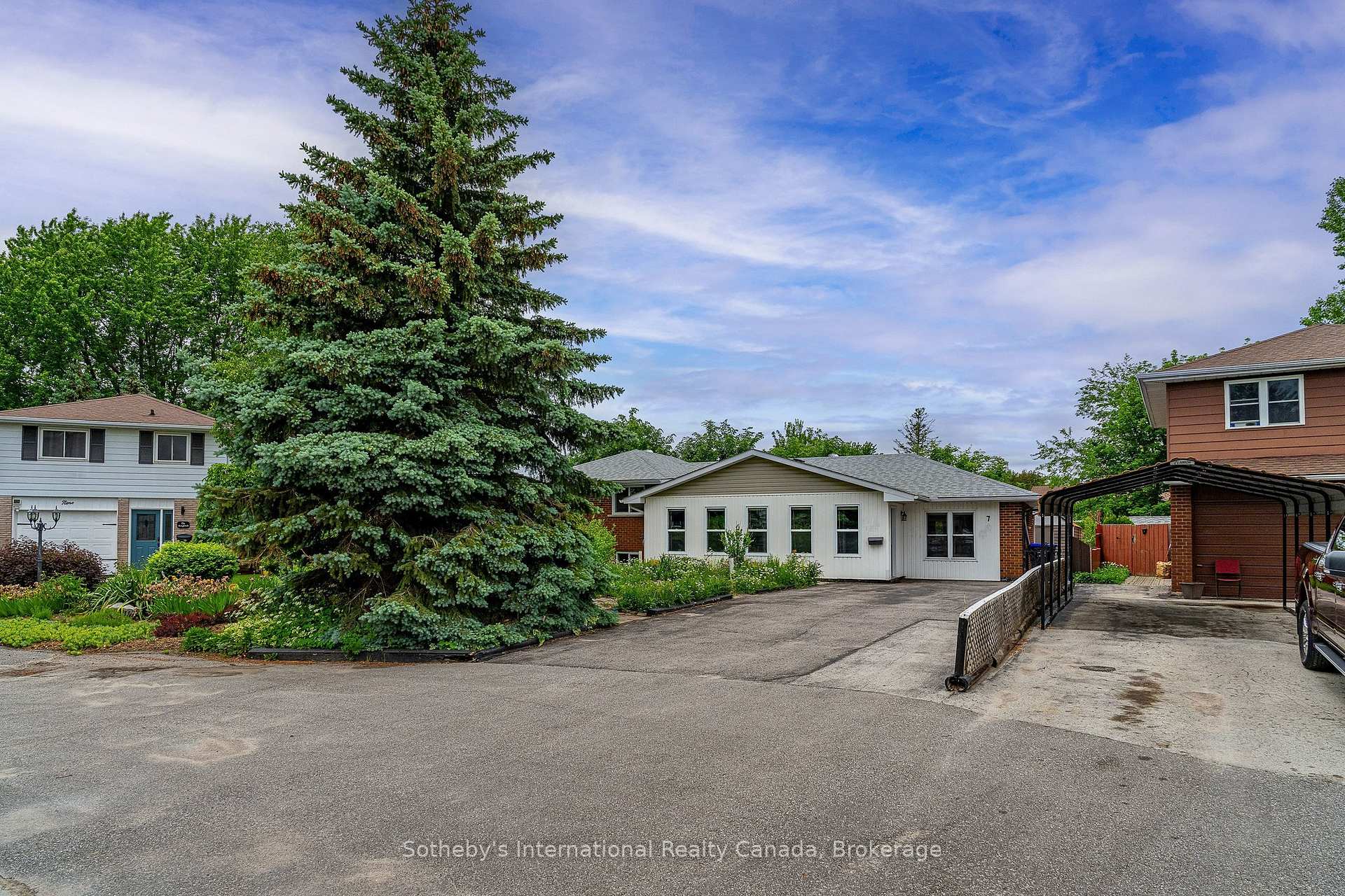 Photo 4 of 7 Whipps Court, Collingwood — HOMEH
