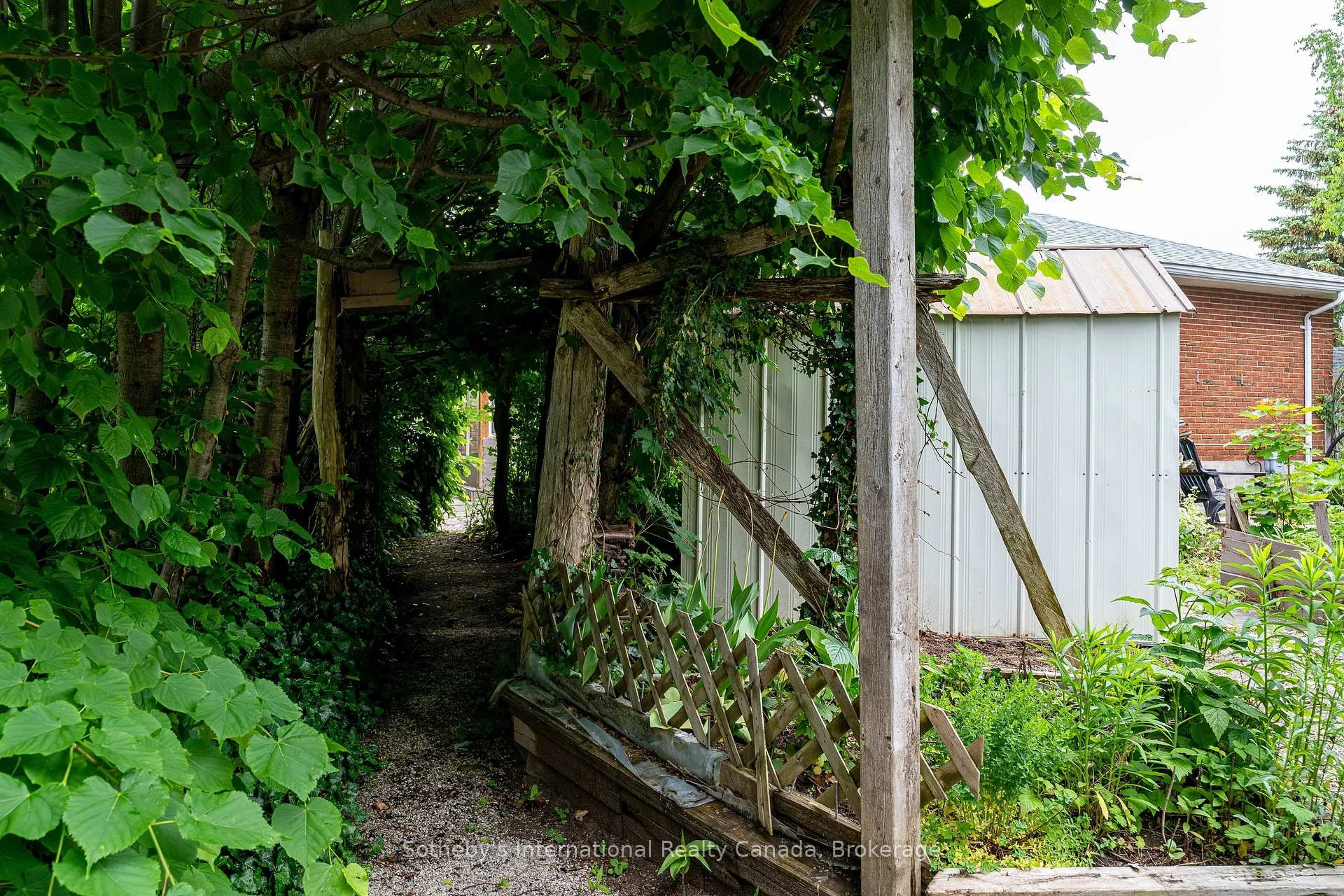 Photo 34 of 7 Whipps Court, Collingwood — HOMEH