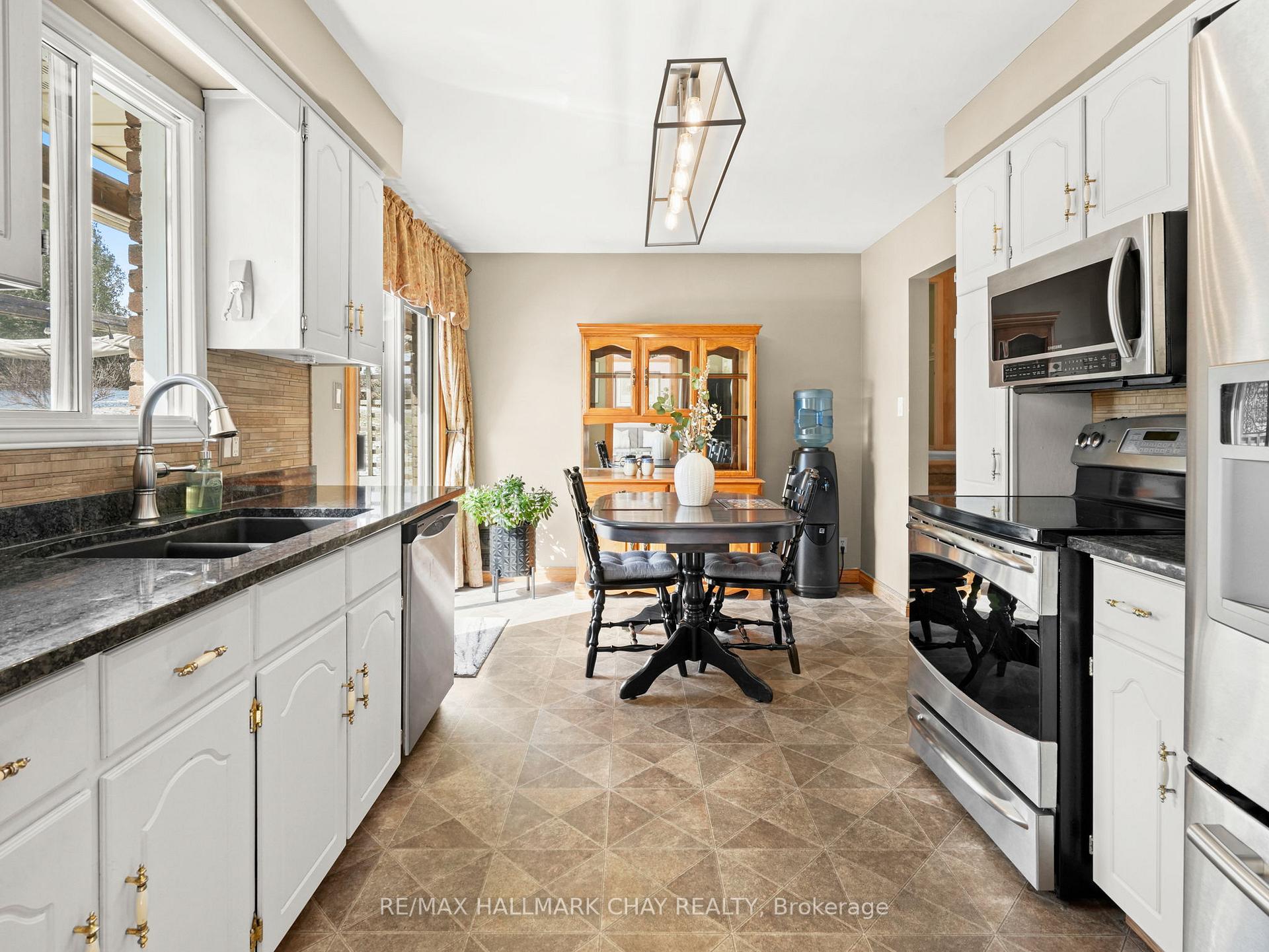 Photo 16 of 6815 4th Line, New Tecumseth, Rural New Tecumseth — HOMEH