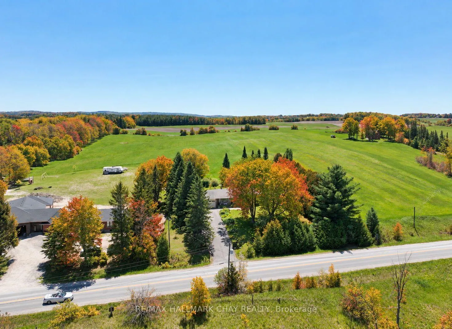 Photo 4 of 6815 4th Line, New Tecumseth, Rural New Tecumseth — HOMEH