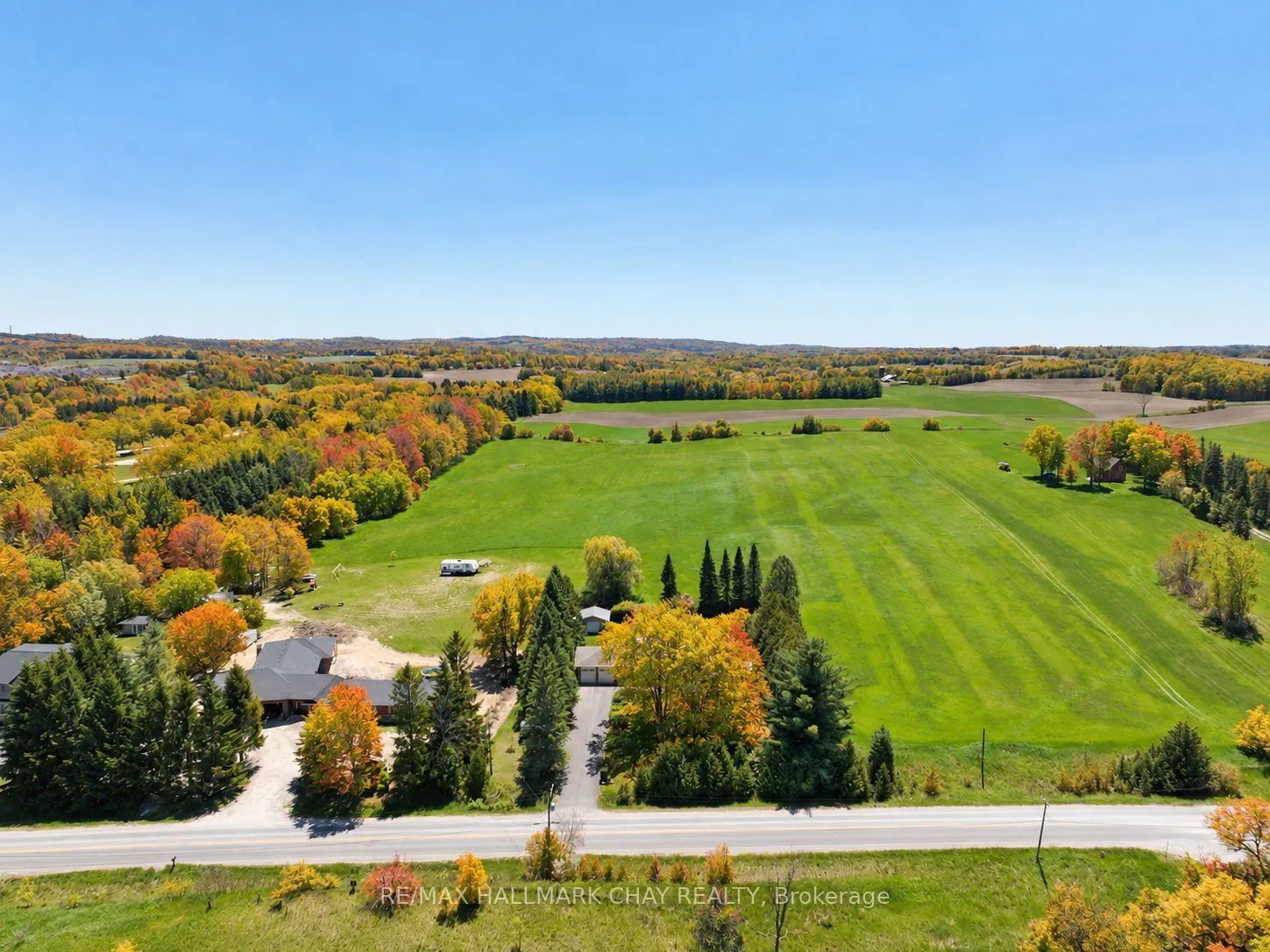 Photo 44 of 6815 4th Line, New Tecumseth, Rural New Tecumseth — HOMEH