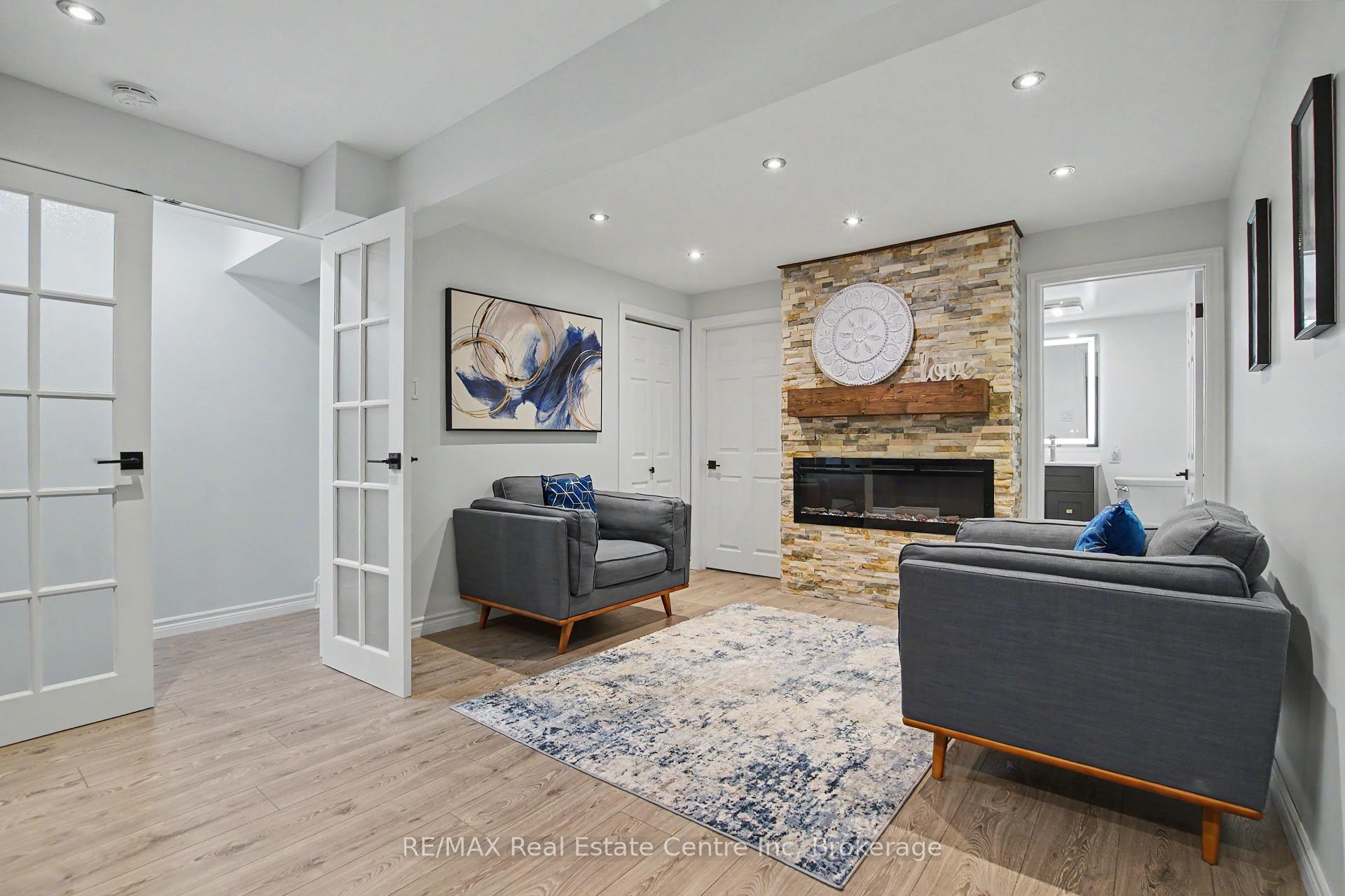 Photo 25 of 148 Carter Crescent, Cambridge, Greenway-Chaplin — HOMEH