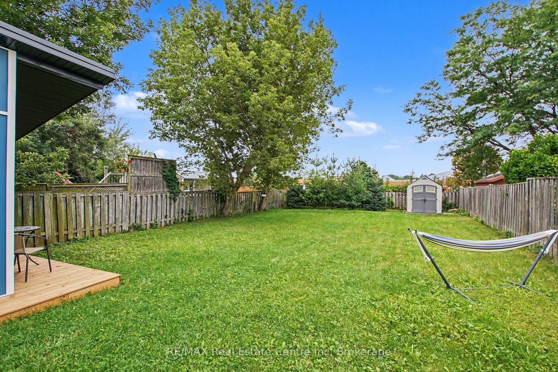 Photo 30 of 148 Carter Crescent, Cambridge, Greenway-Chaplin — HOMEH