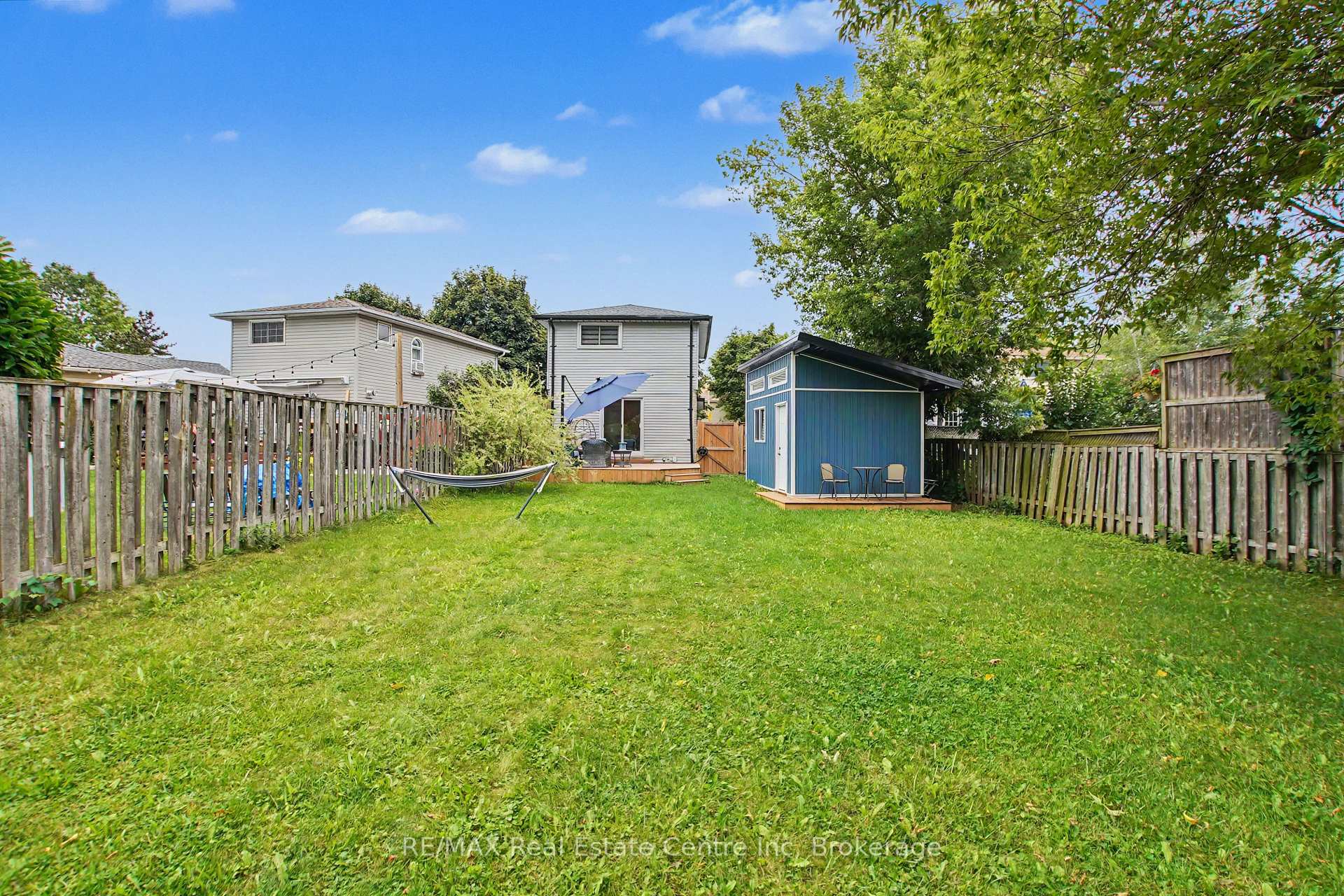 Photo 32 of 148 Carter Crescent, Cambridge, Greenway-Chaplin — HOMEH
