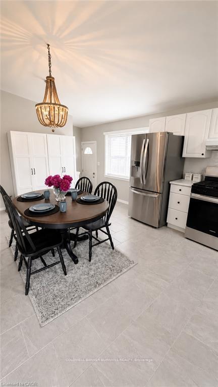Photo 3 of 241 Thorner Drive, Hamilton, Thorner — HOMEH