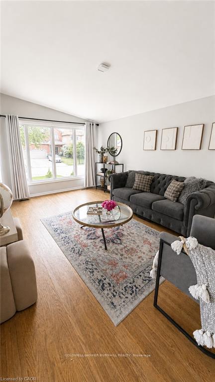 Photo 10 of 241 Thorner Drive, Hamilton, Thorner — HOMEH