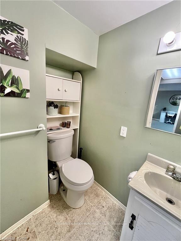 Photo 23 of 241 Thorner Drive, Hamilton, Thorner — HOMEH