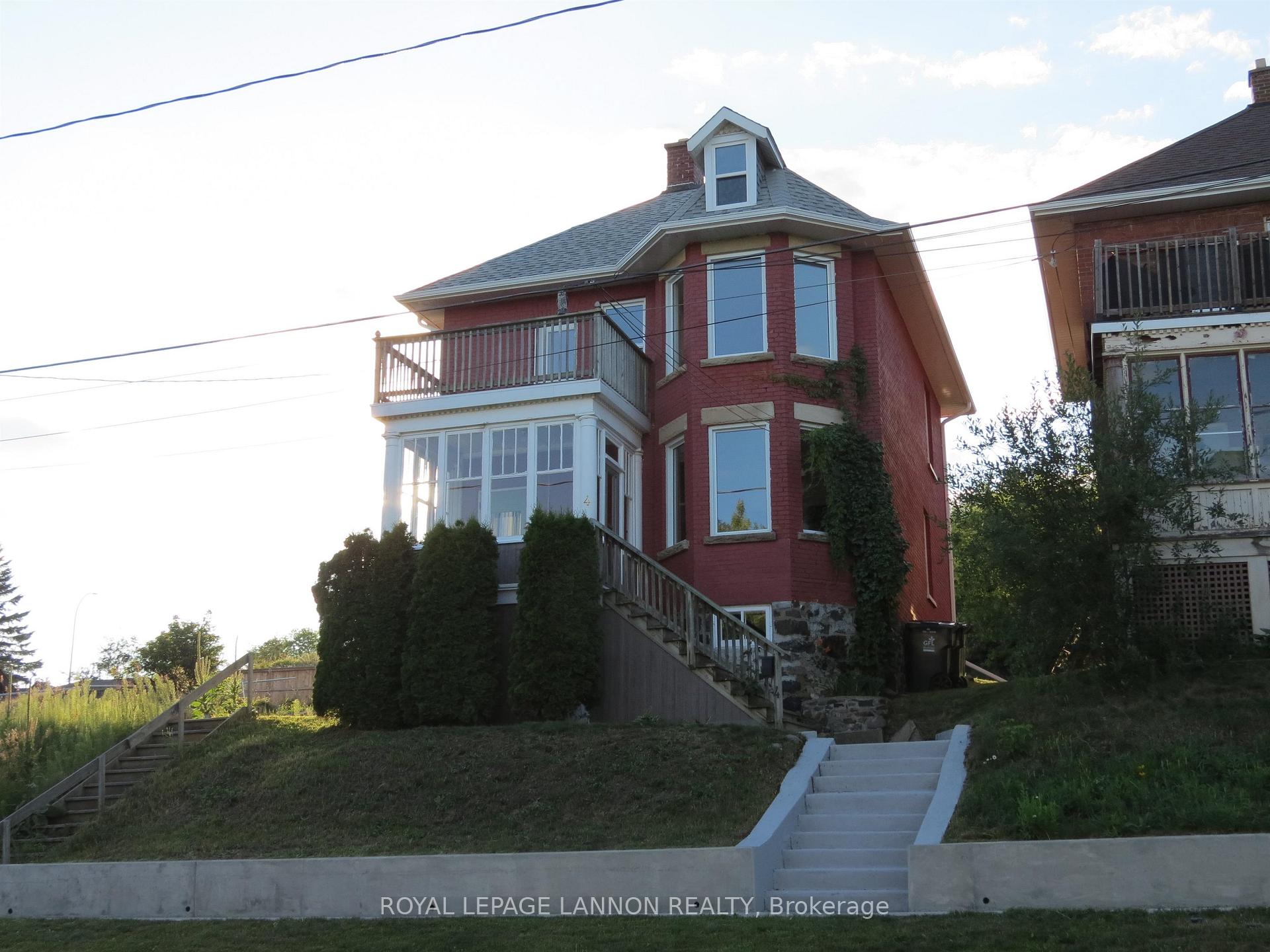 Photo 2 of 4 Crown Street, Thunder Bay, Court / Cumberland — HOMEH