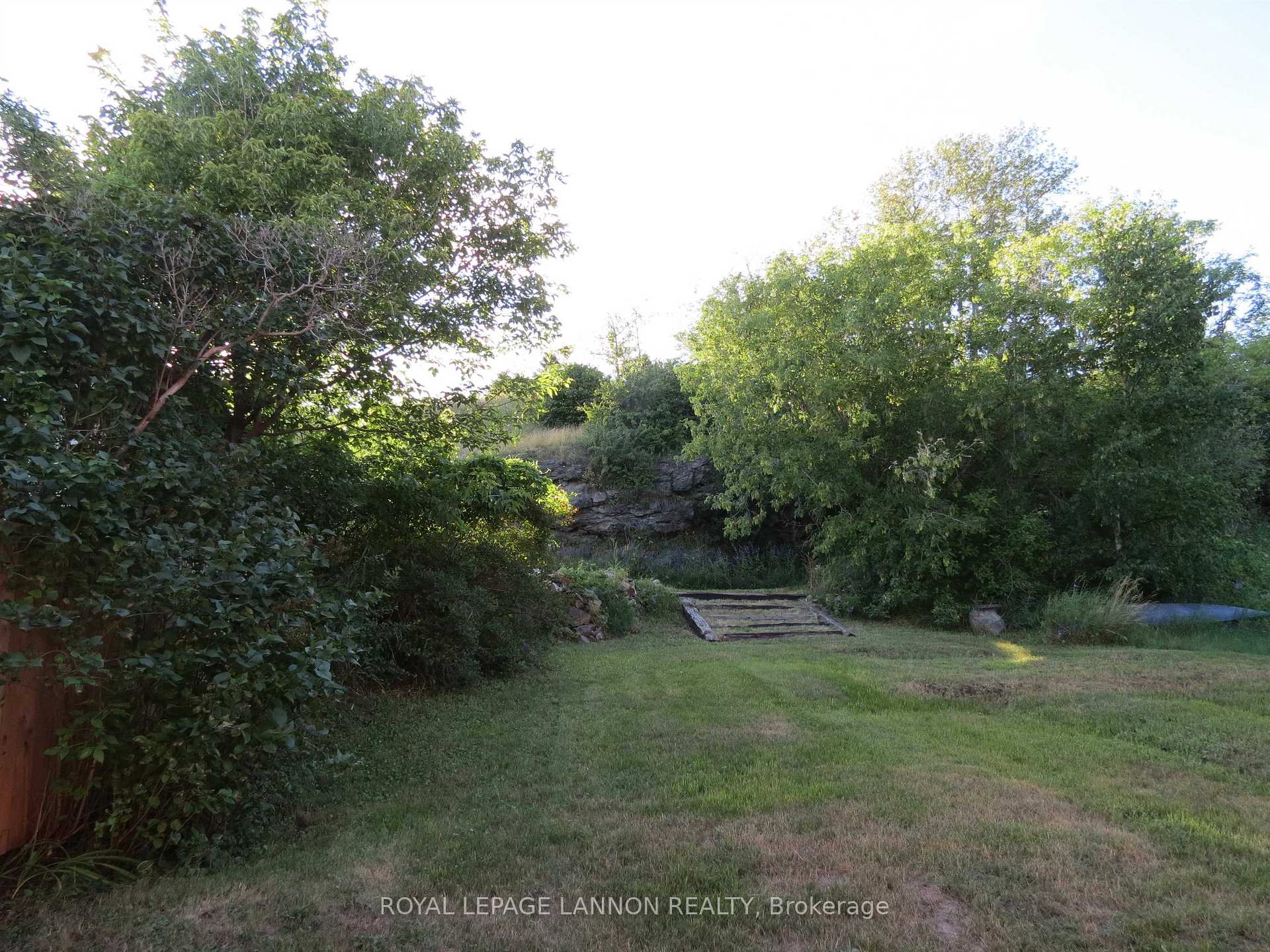 Photo 4 of 4 Crown Street, Thunder Bay, Court / Cumberland — HOMEH