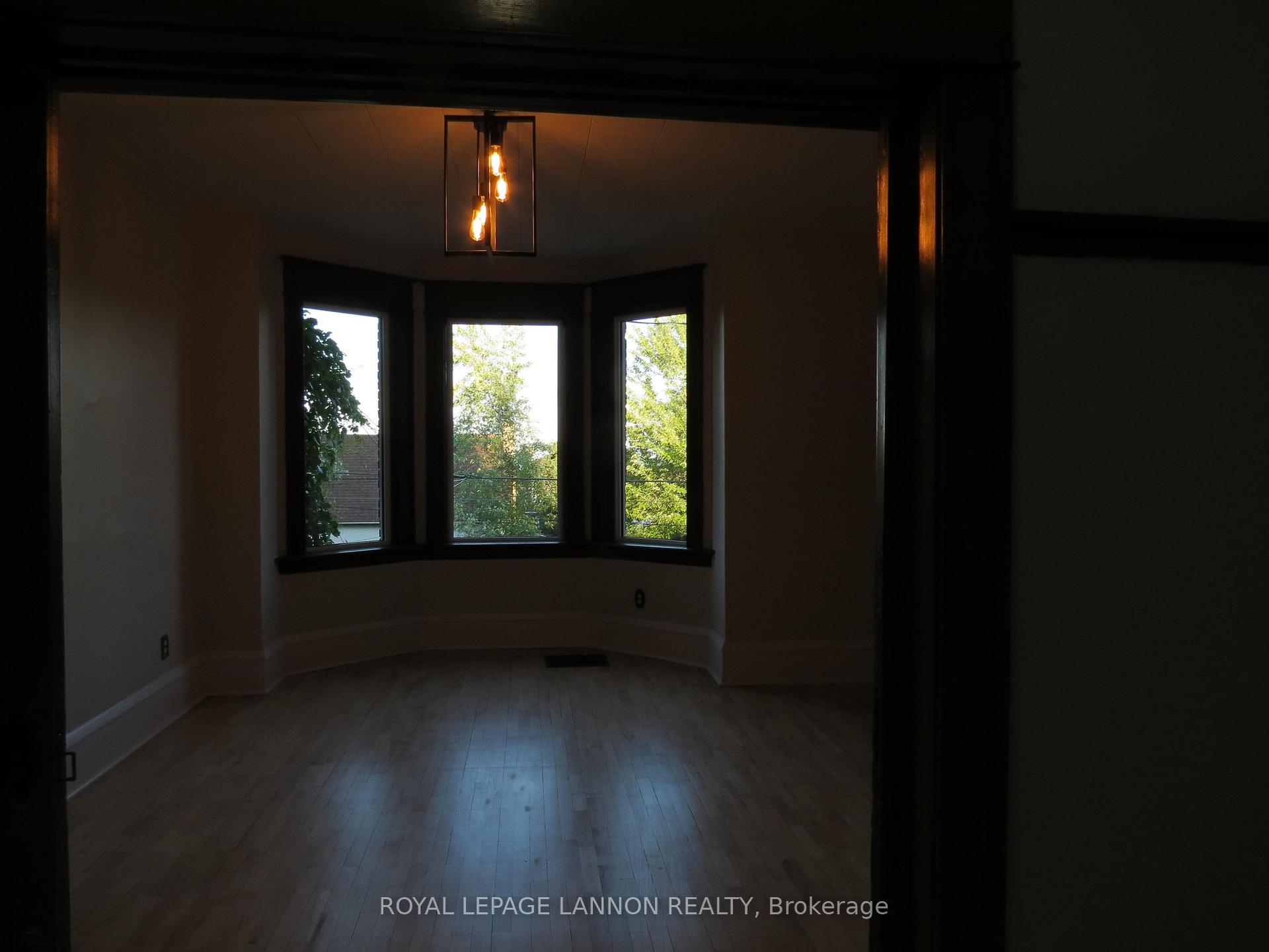 Photo 10 of 4 Crown Street, Thunder Bay, Court / Cumberland — HOMEH