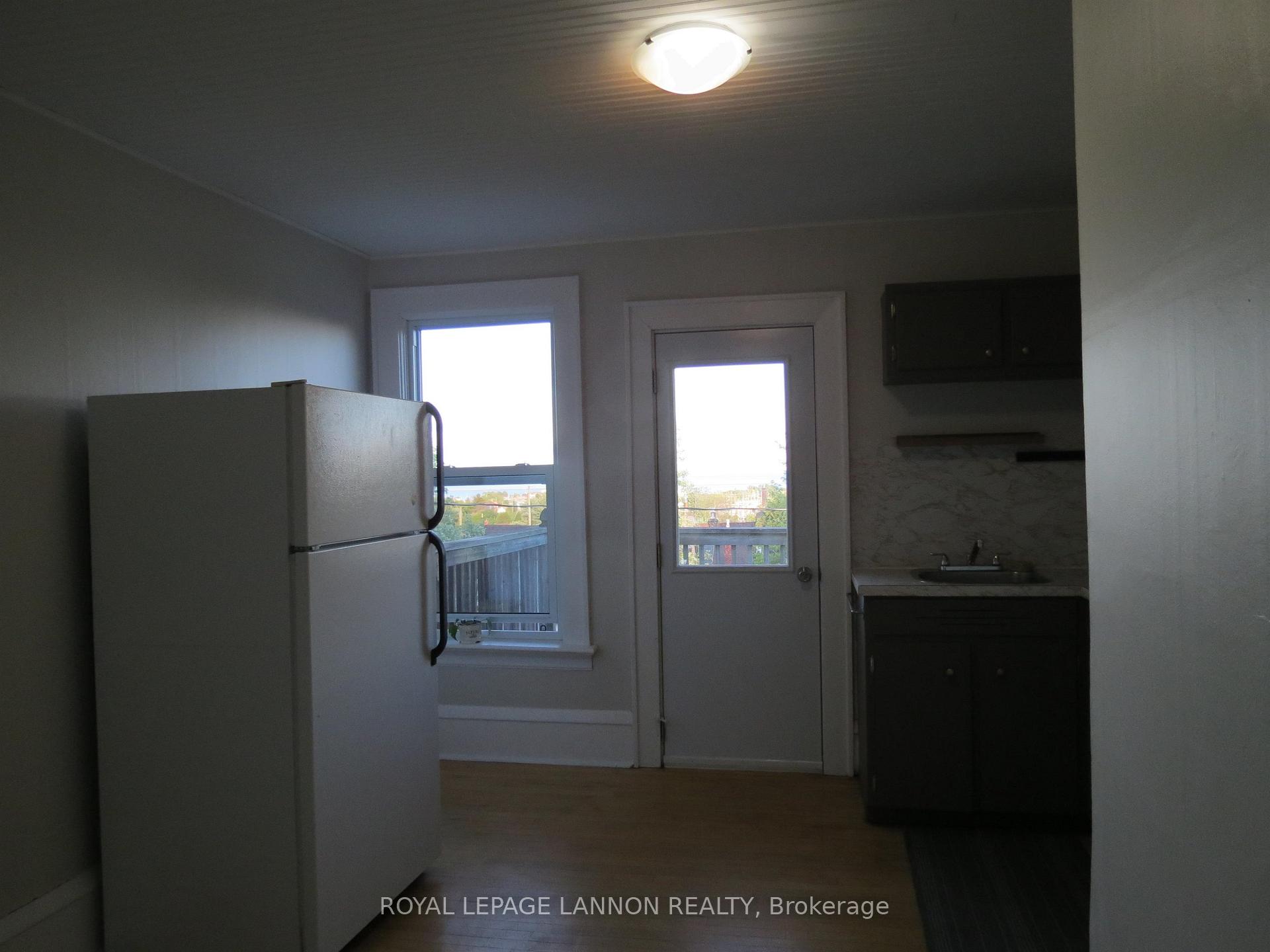 Photo 28 of 4 Crown Street, Thunder Bay, Court / Cumberland — HOMEH