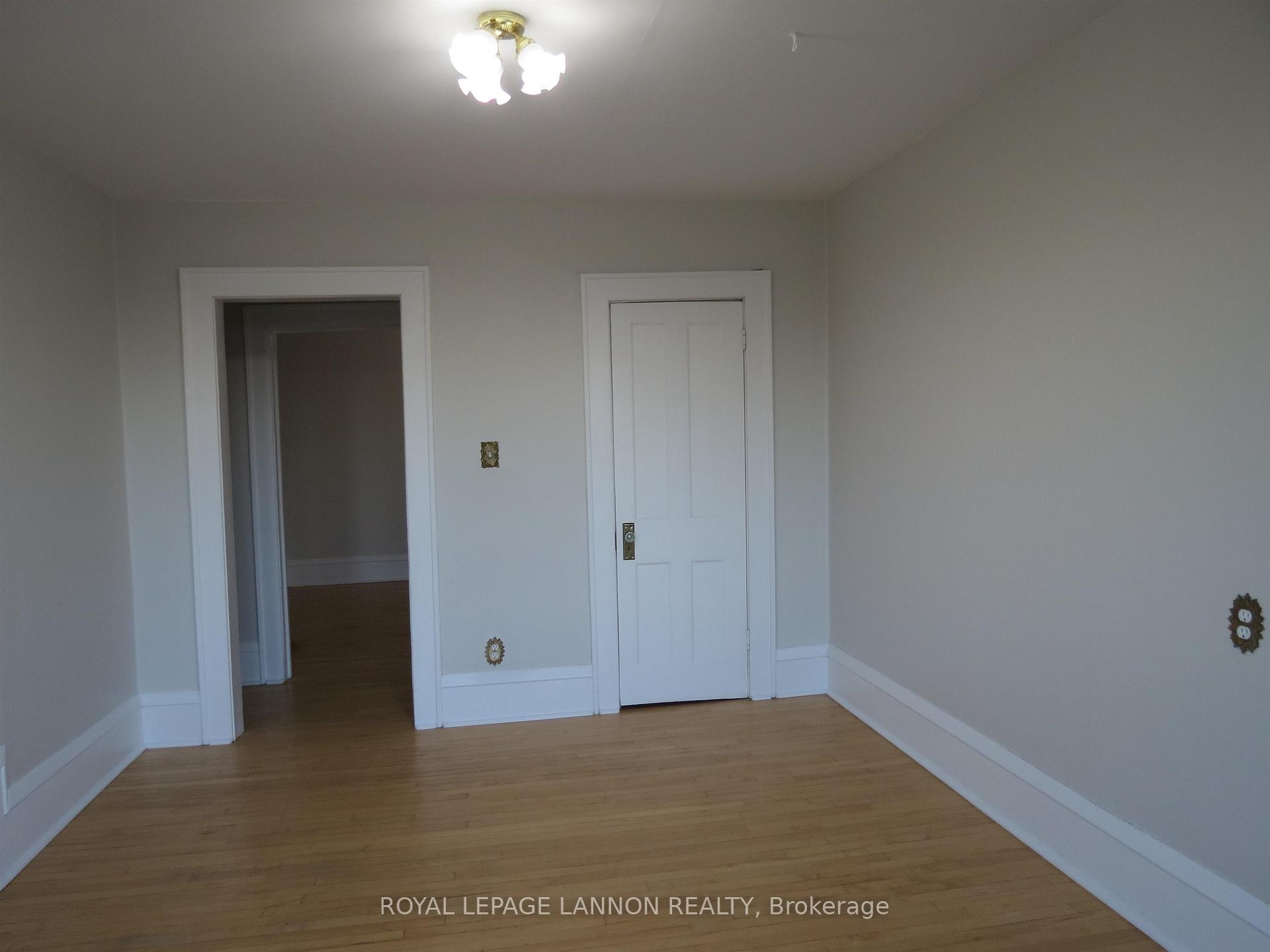 Photo 36 of 4 Crown Street, Thunder Bay, Court / Cumberland — HOMEH